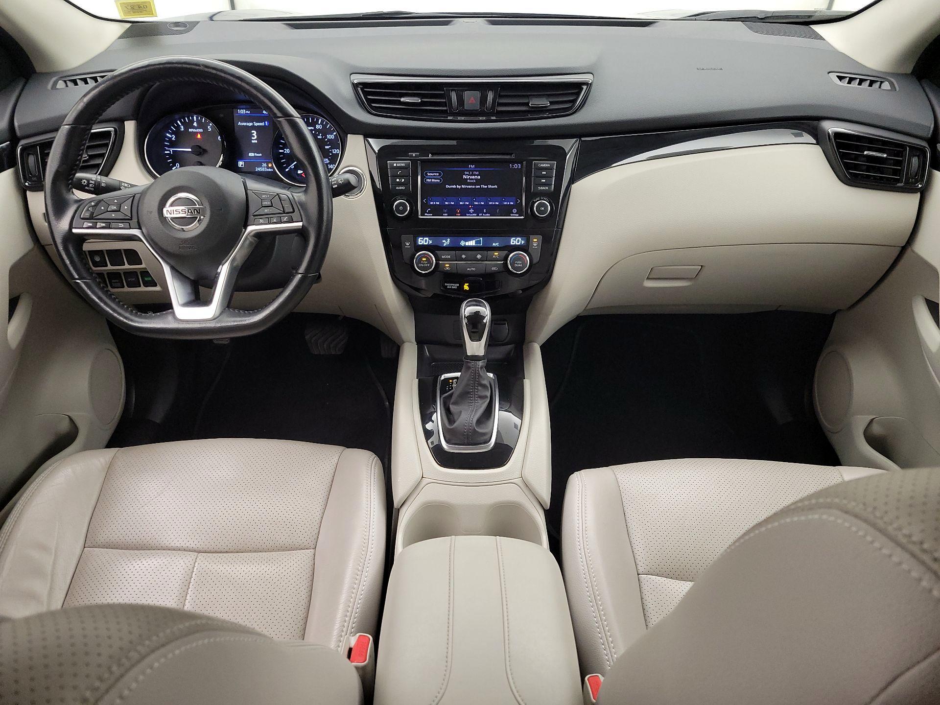 Thumbnail: 2022 Nissan Rogue Sport - 9