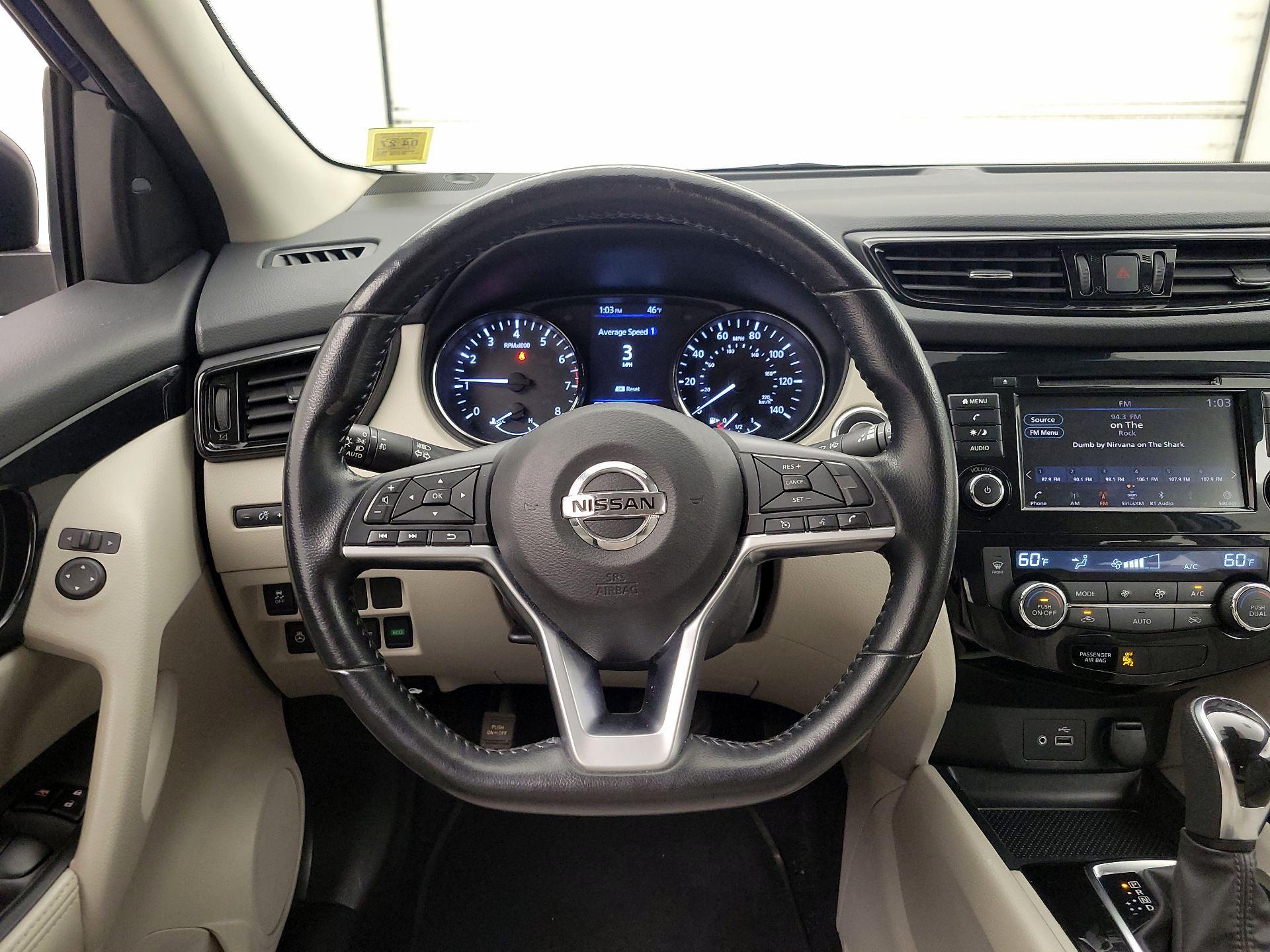 Thumbnail: 2022 Nissan Rogue Sport - 10