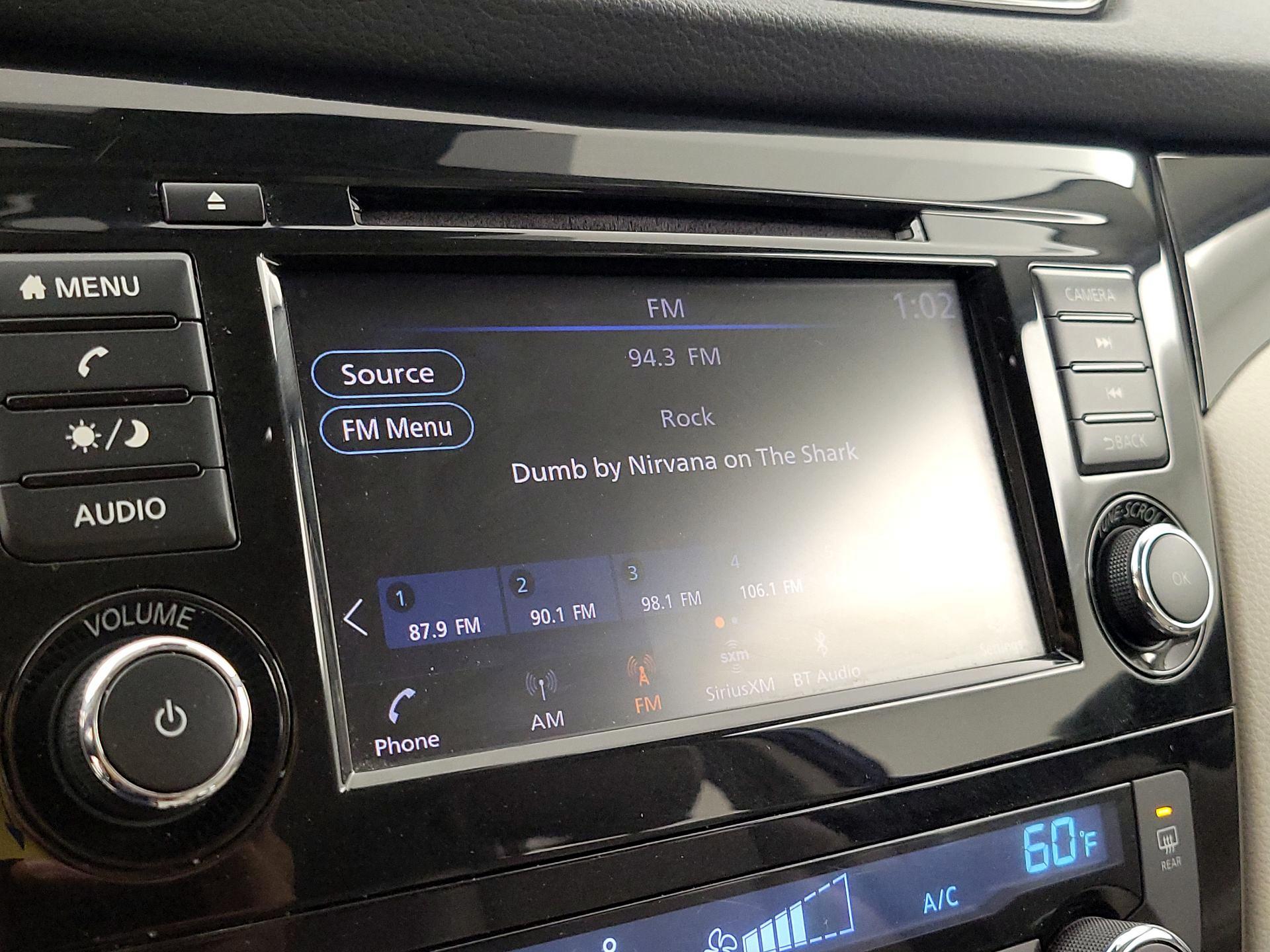 Thumbnail: 2022 Nissan Rogue Sport - 15