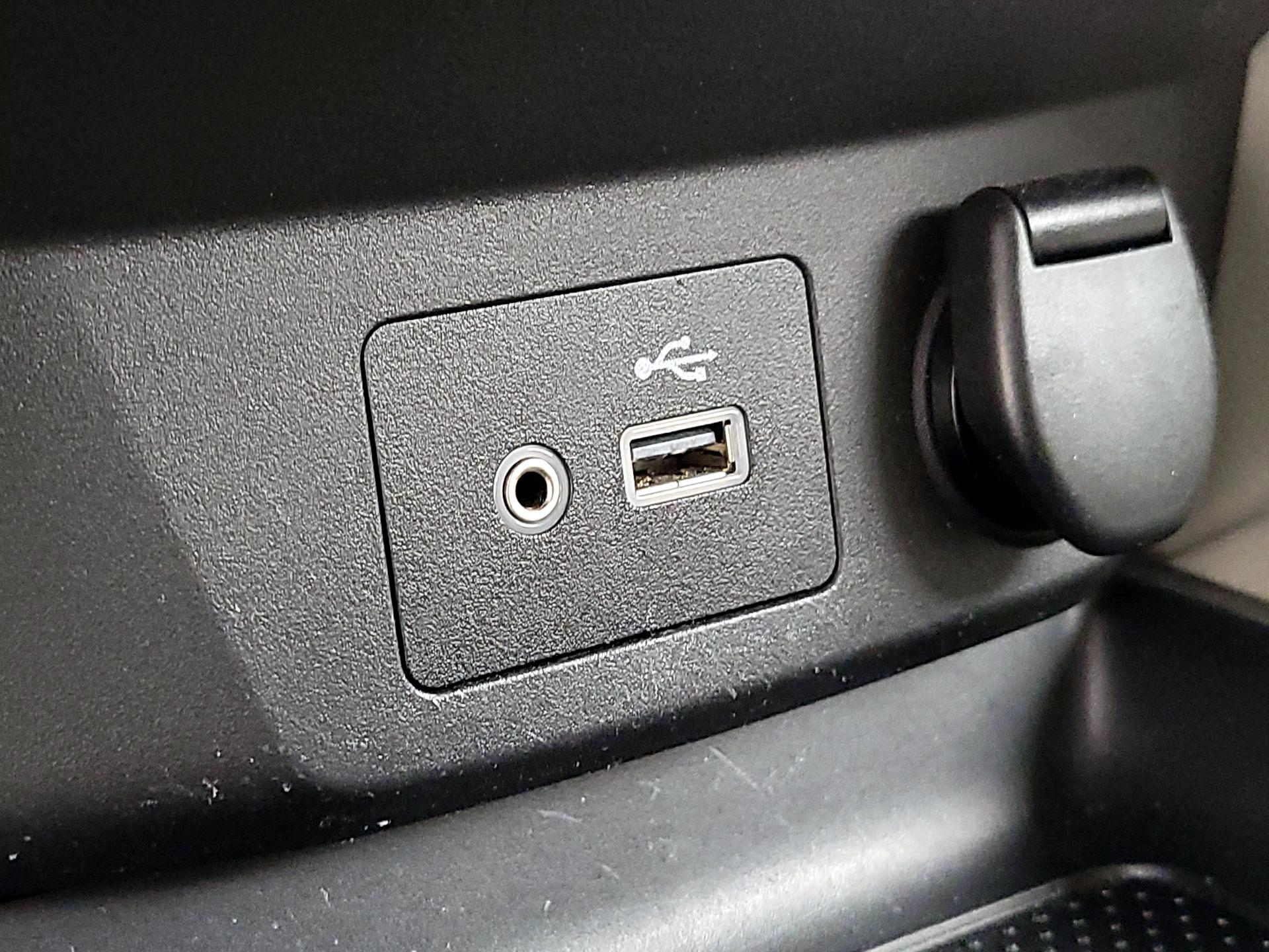 Thumbnail: 2022 Nissan Rogue Sport - 18