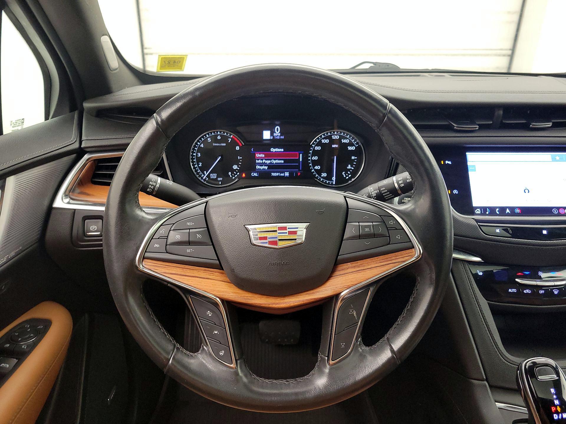 Thumbnail: 2020 Cadillac XT5 - 10