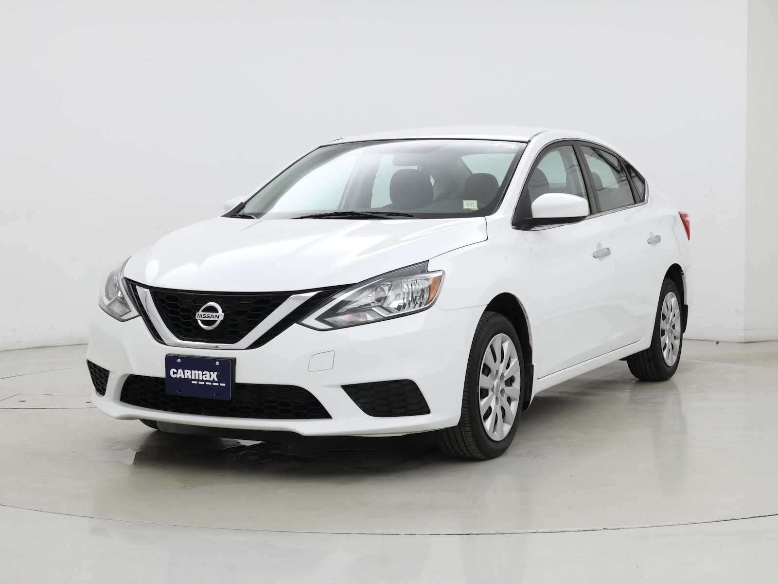 2017 Nissan Sentra S - Photo 5