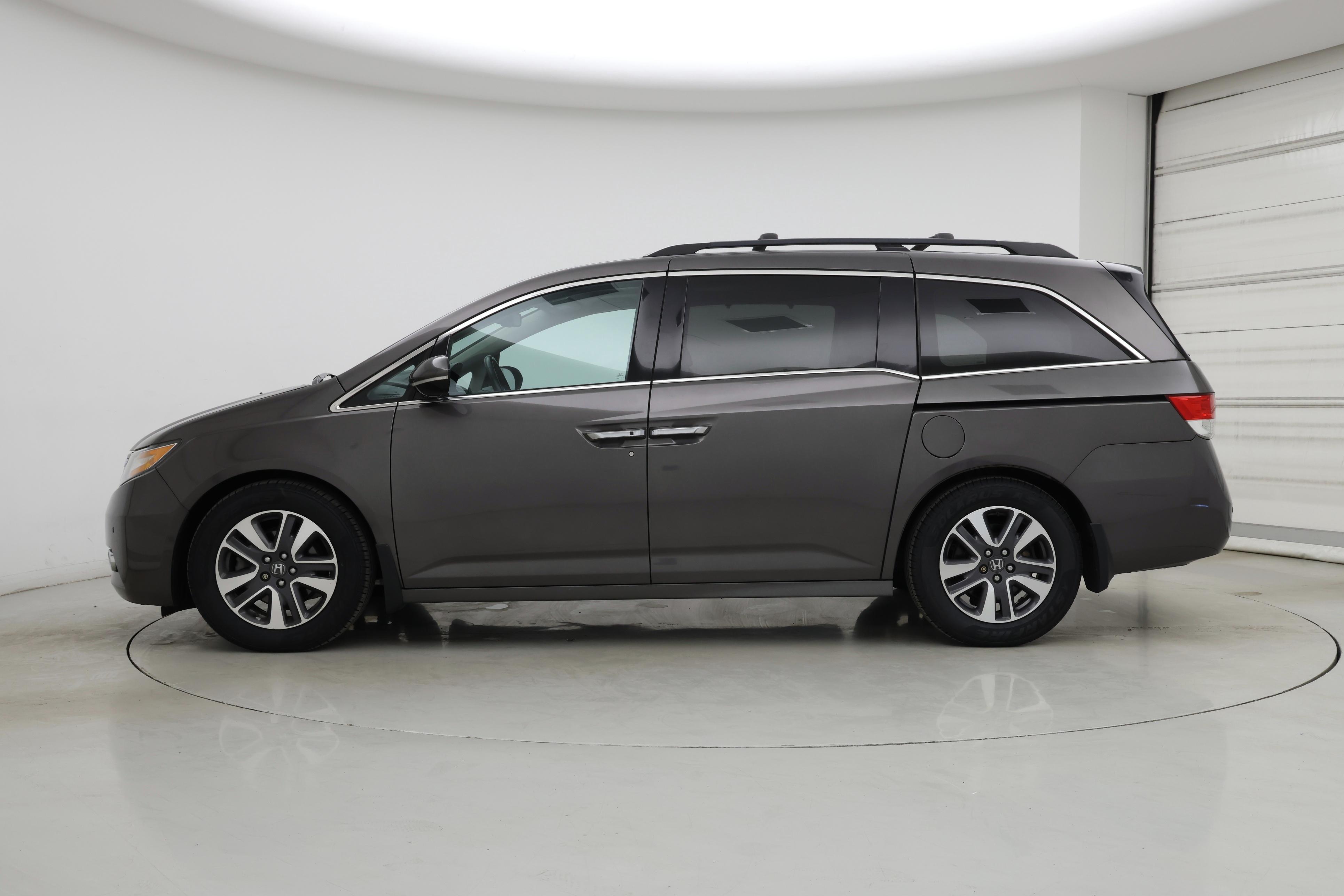 Thumbnail: 2016 Honda Odyssey - 3
