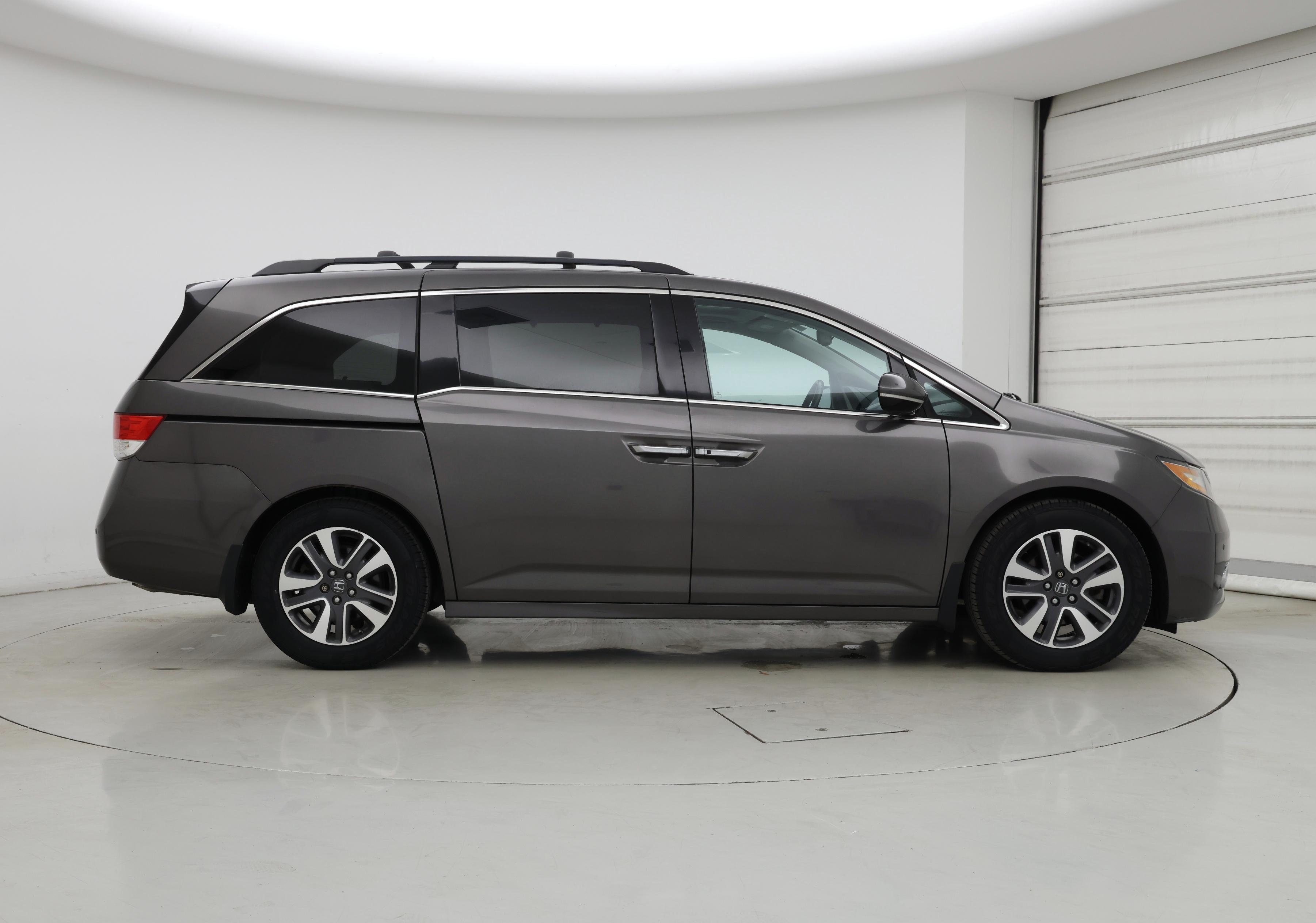 Thumbnail: 2016 Honda Odyssey - 7