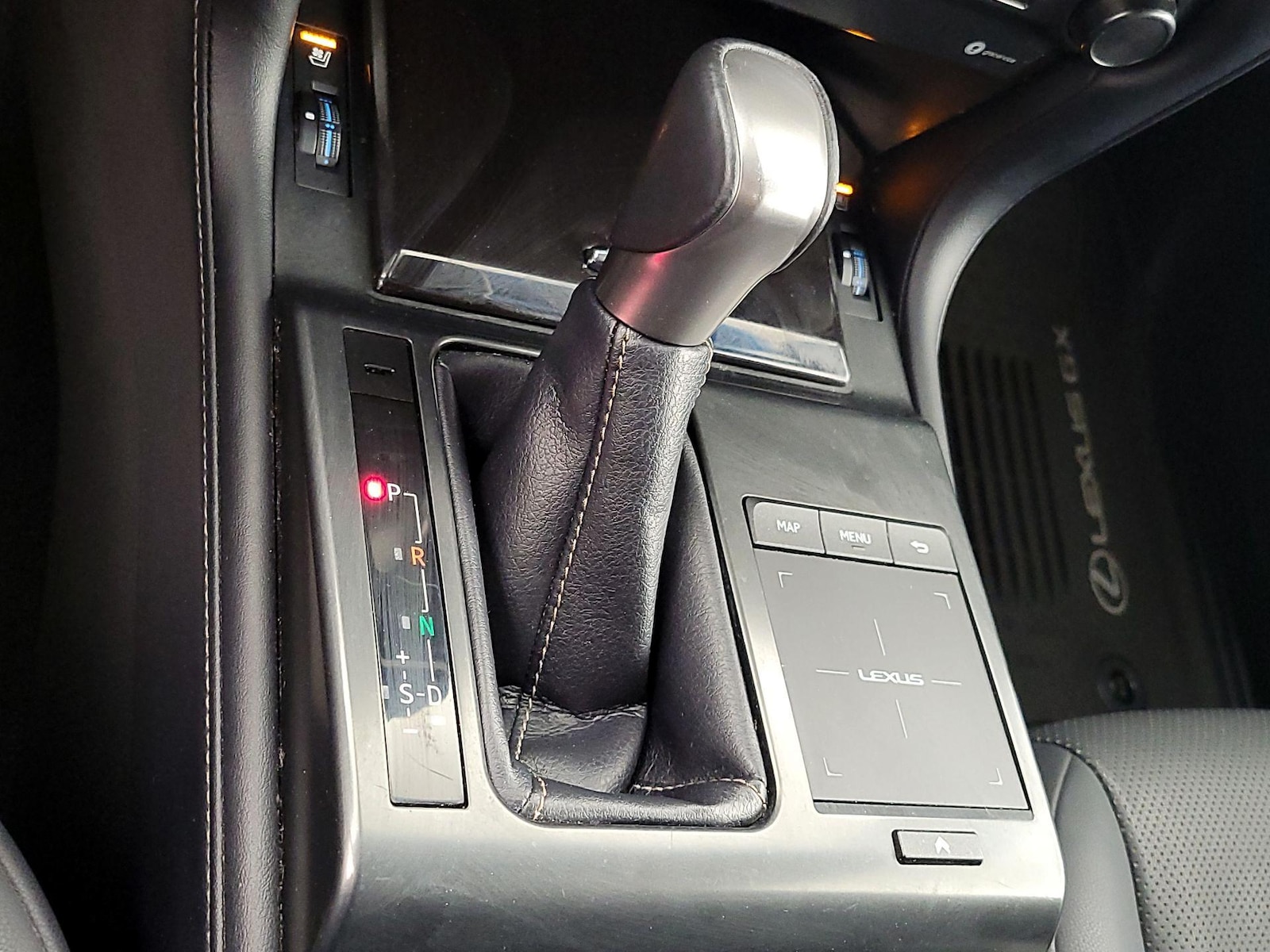 2022 Lexus GX Base - Photo 19