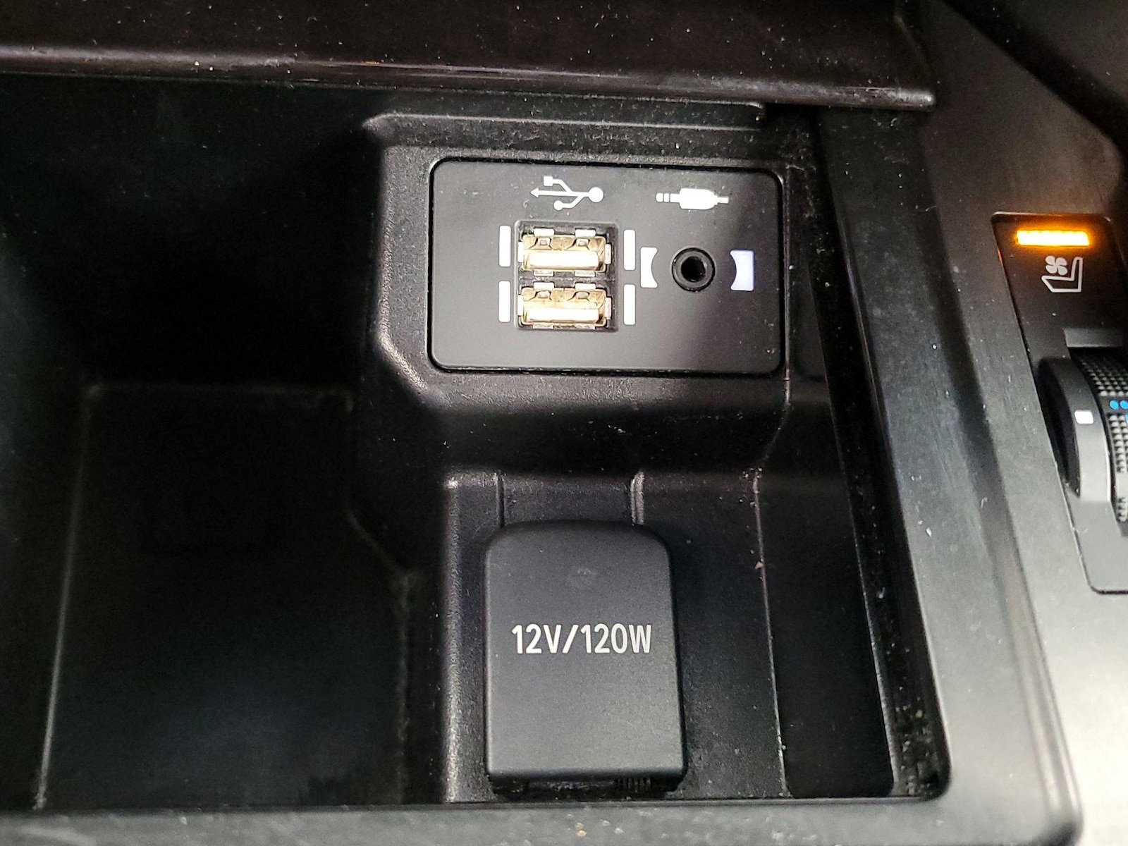 2022 Lexus GX Base - Photo 20