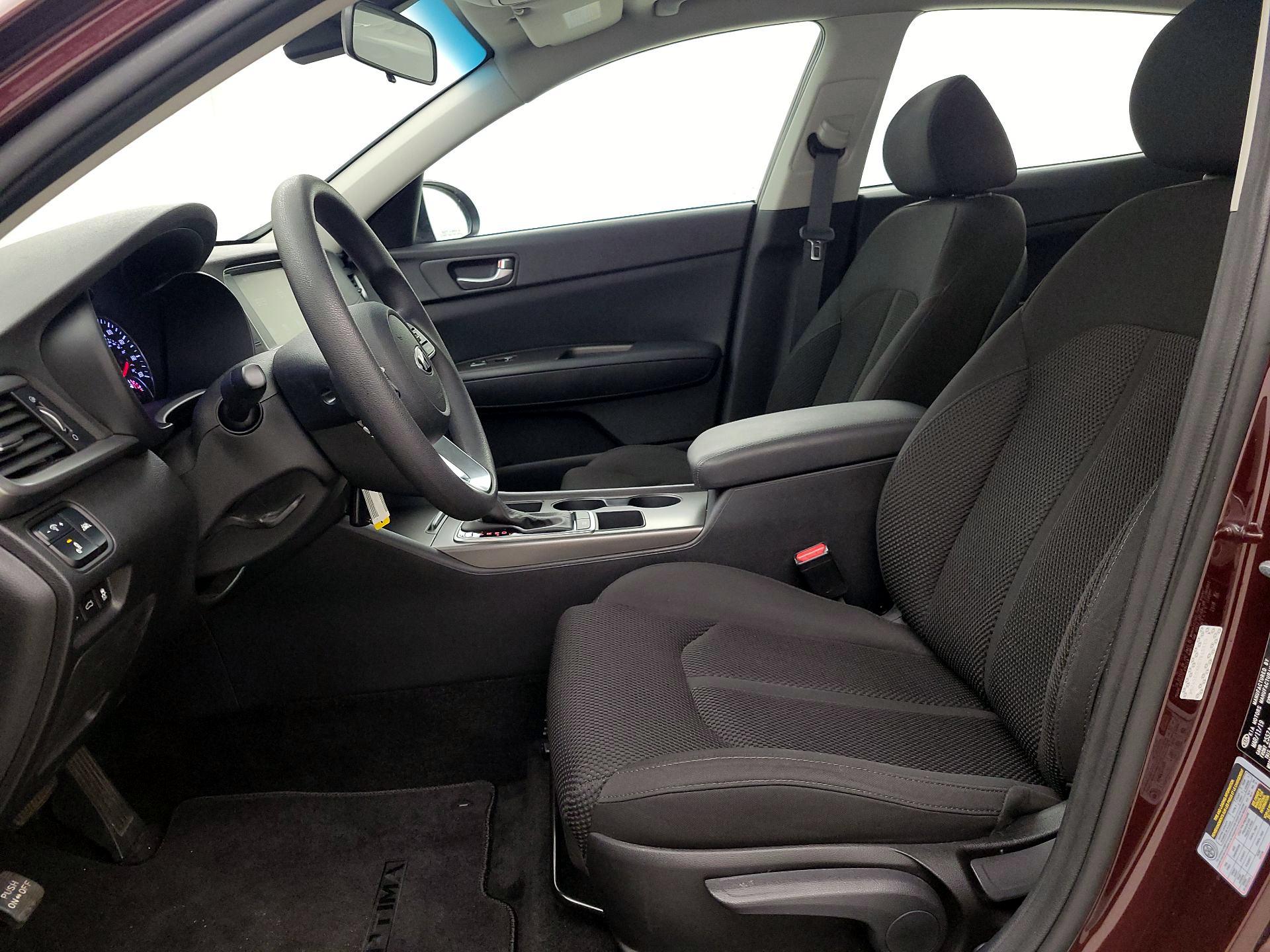 Thumbnail: 2019 Kia Optima - 11