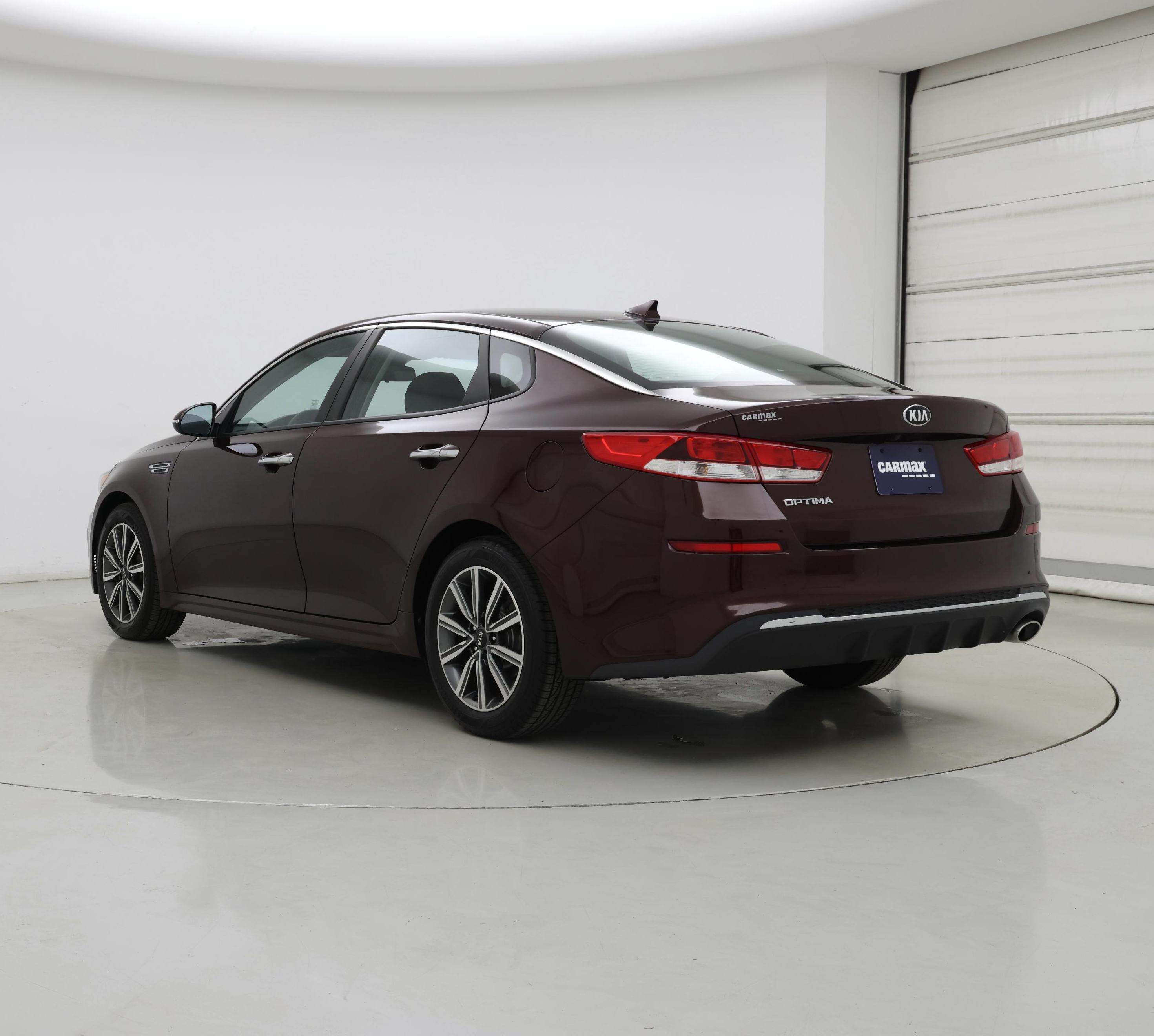 Thumbnail: 2019 Kia Optima - 2