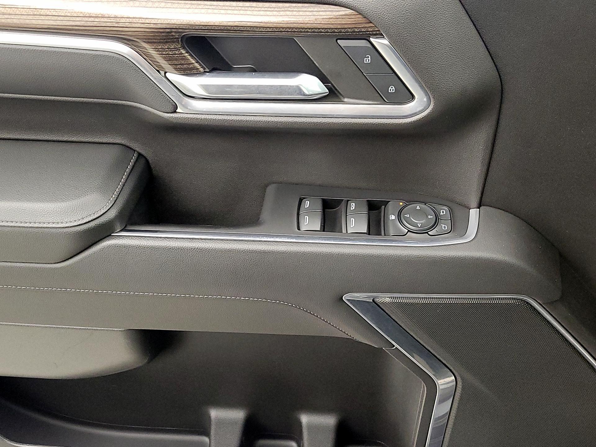 Thumbnail: 2022 Chevrolet Silverado 1500 - 12