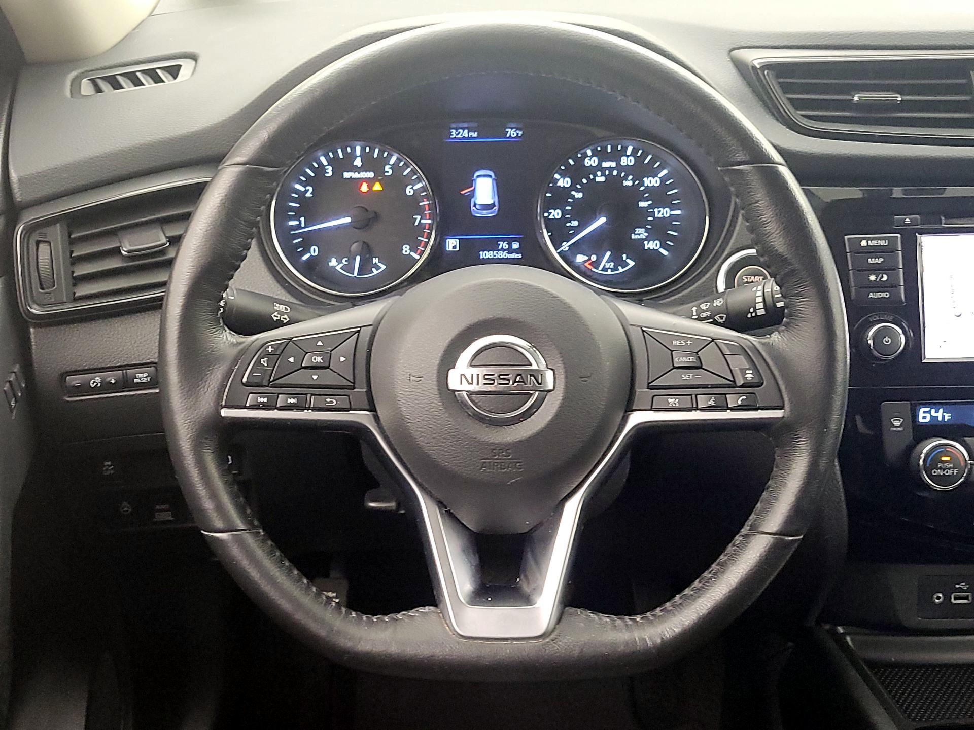 Thumbnail: 2018 Nissan Rogue - 10