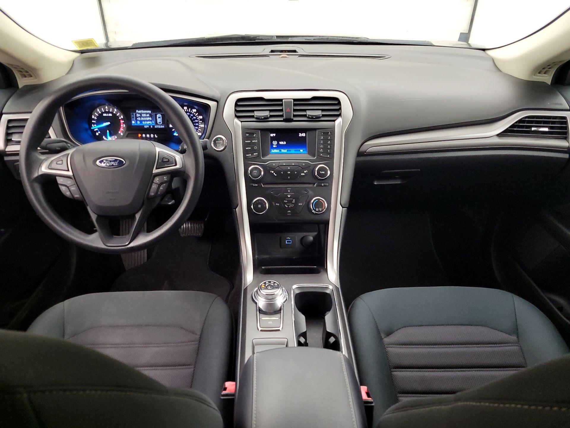 Thumbnail: 2017 Ford Fusion - 9