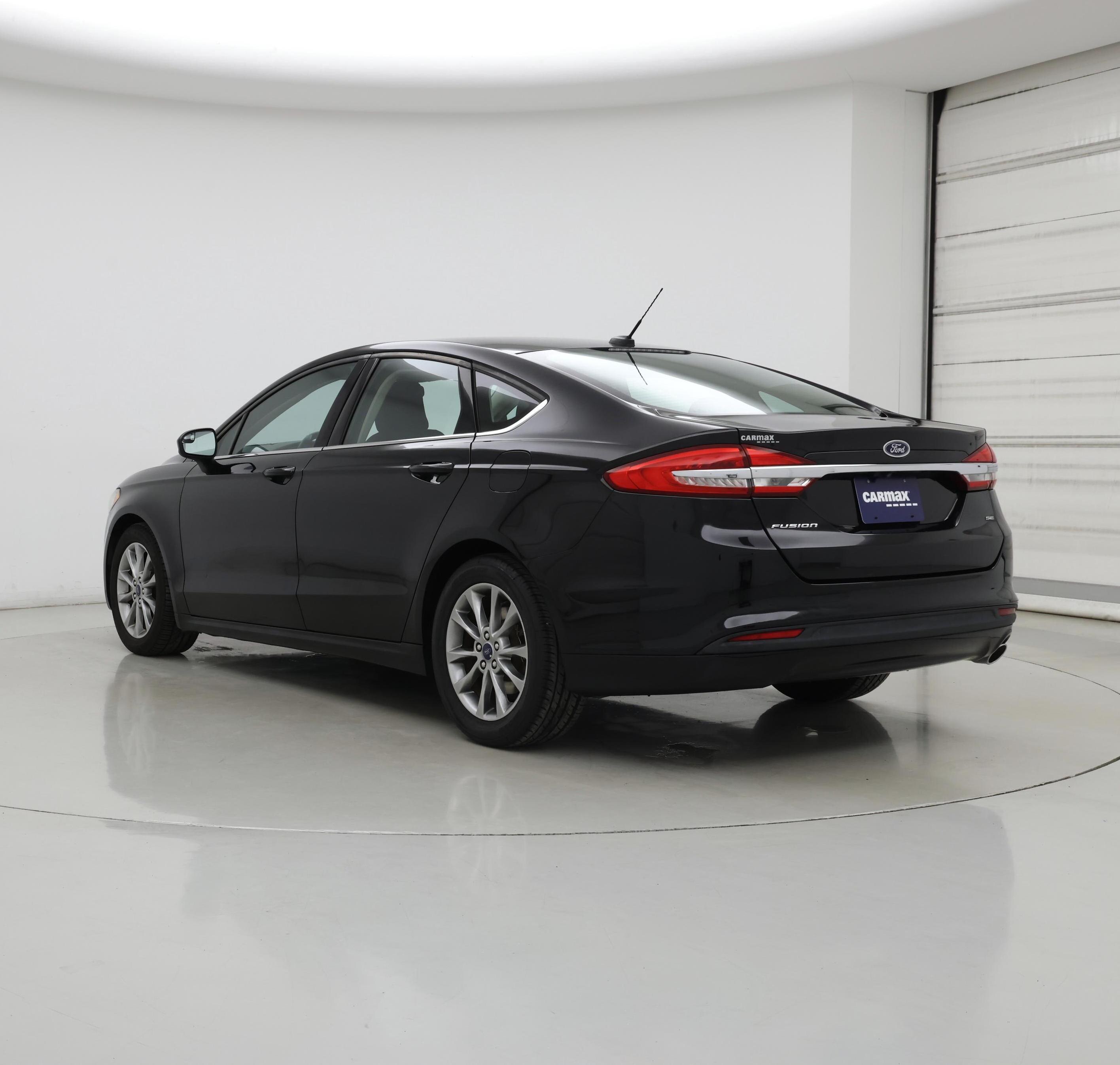 Thumbnail: 2017 Ford Fusion - 2