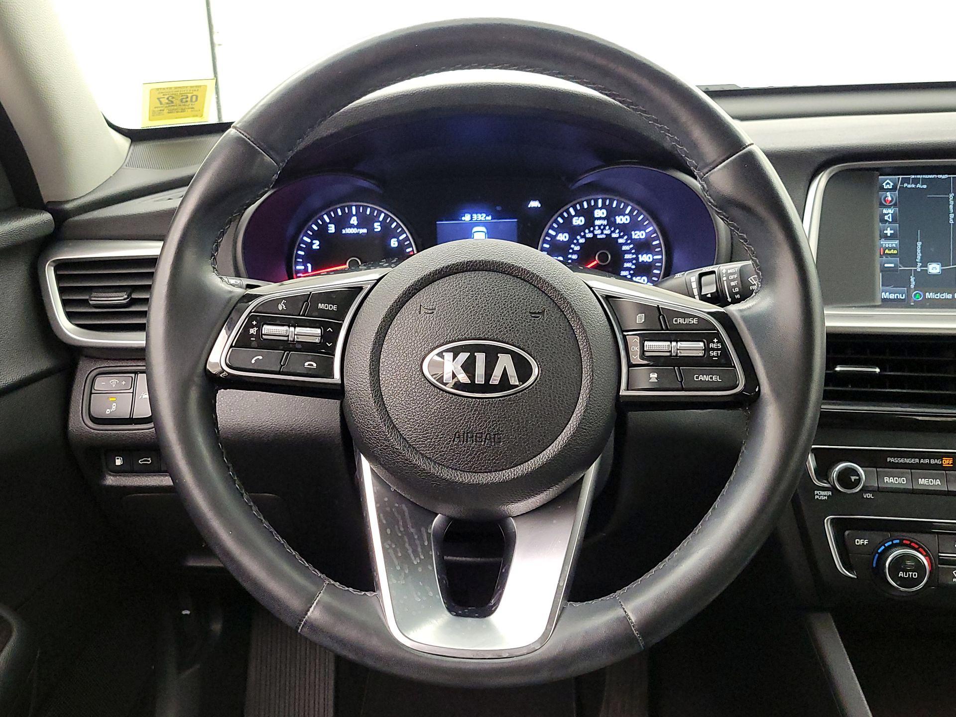 Thumbnail: 2019 Kia Optima - 10