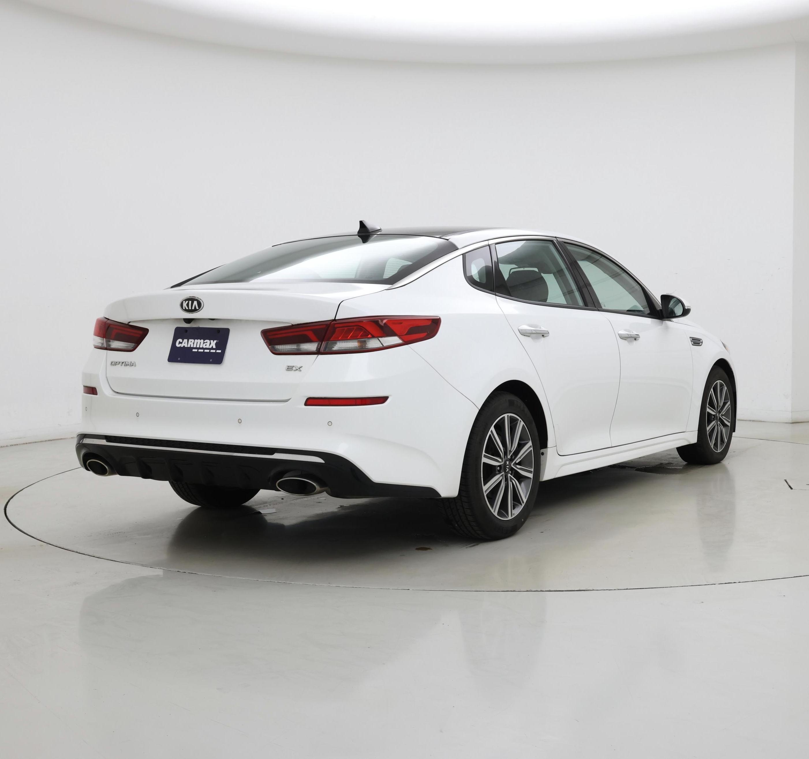 Thumbnail: 2019 Kia Optima - 8