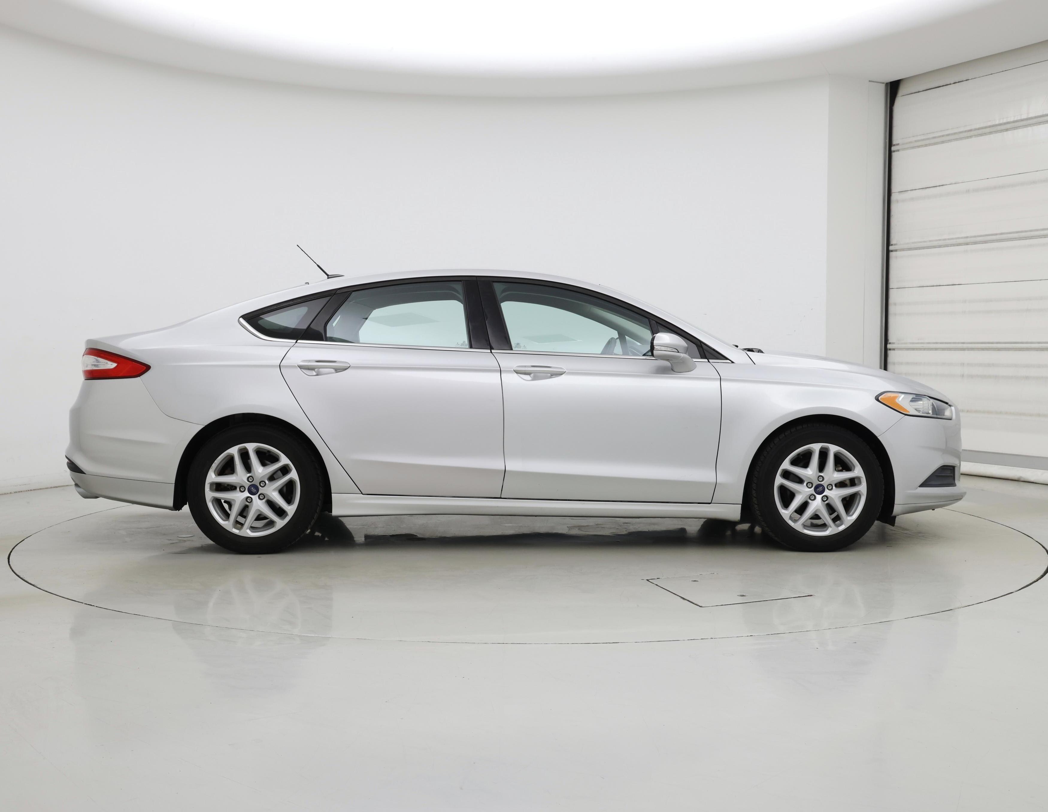 Thumbnail: 2015 Ford Fusion - 7