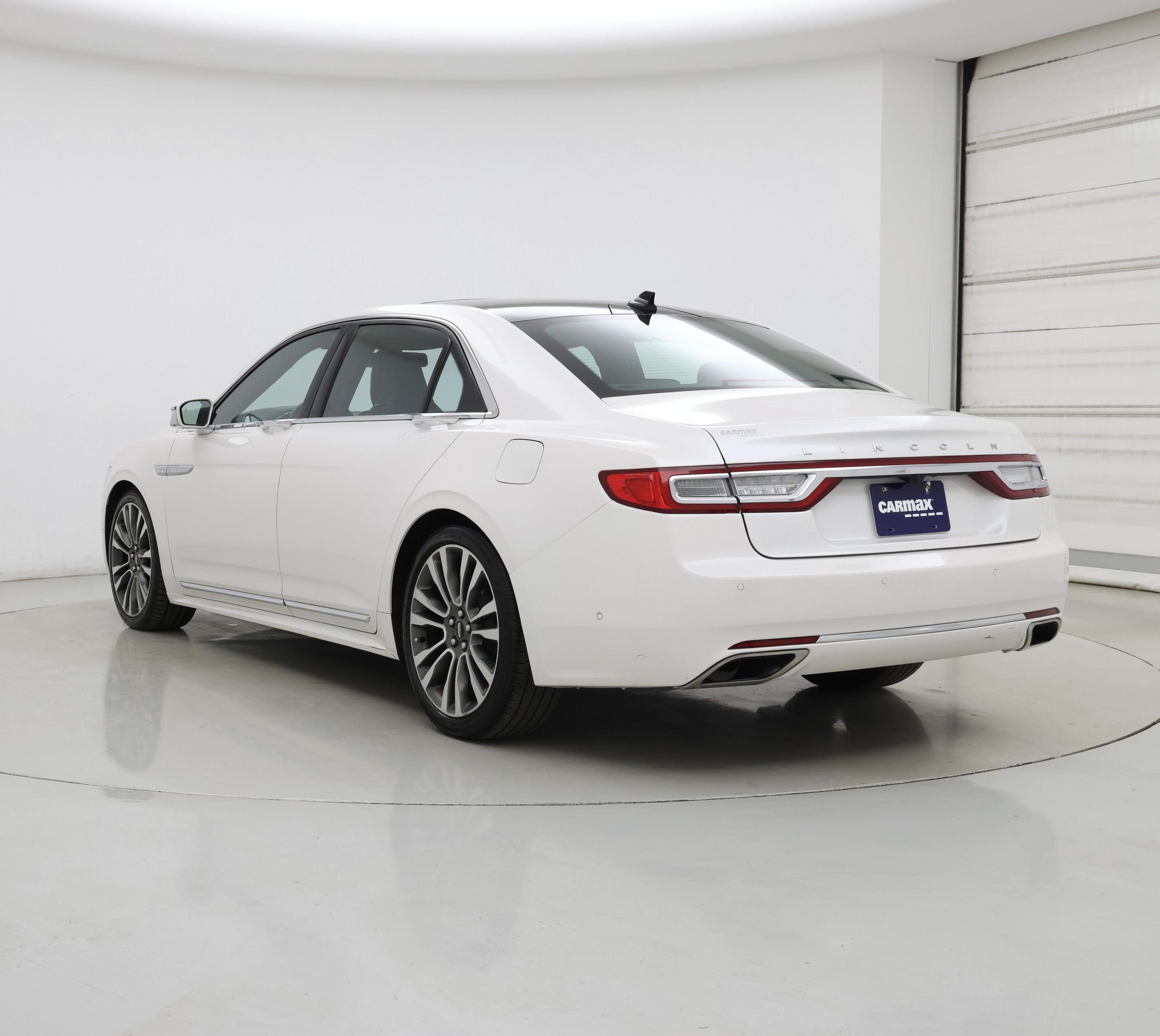Thumbnail: 2019 Lincoln Continental - 2