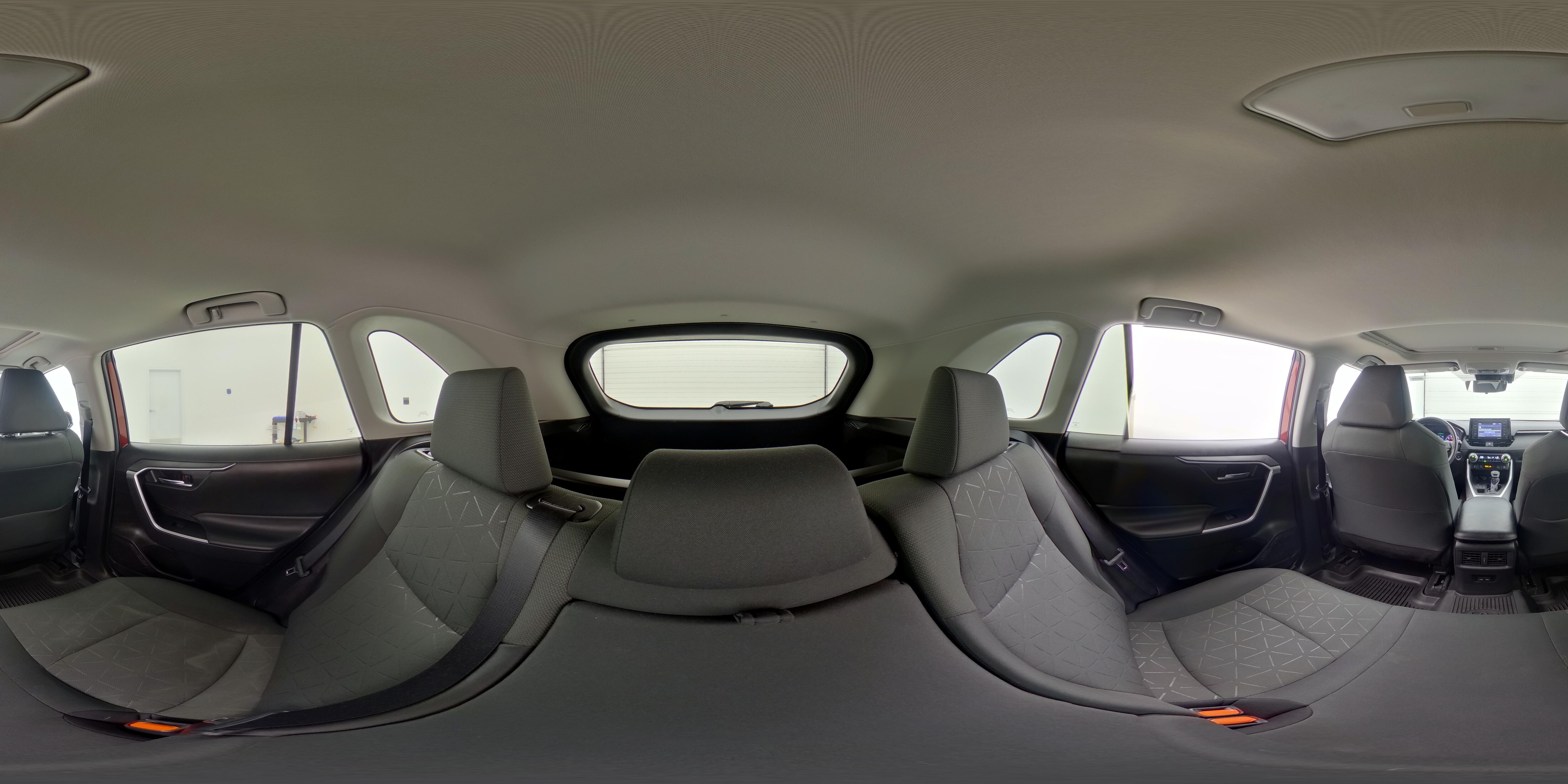2022 Toyota RAV4 XLE - Photo 26