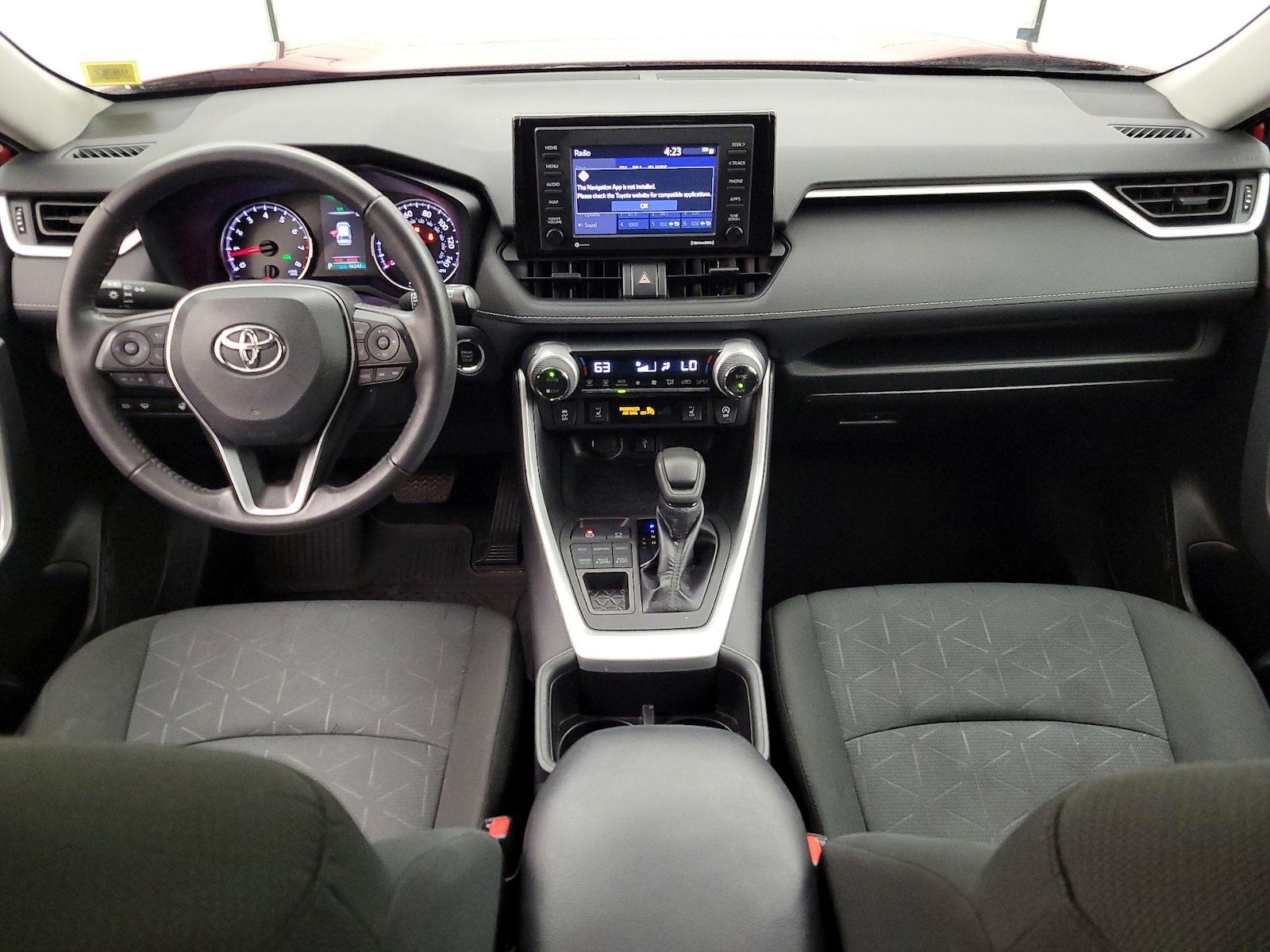 2022 Toyota RAV4 XLE - Photo 10