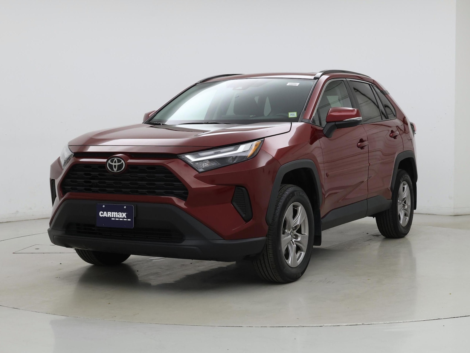 2022 Toyota RAV4 XLE - Photo 5