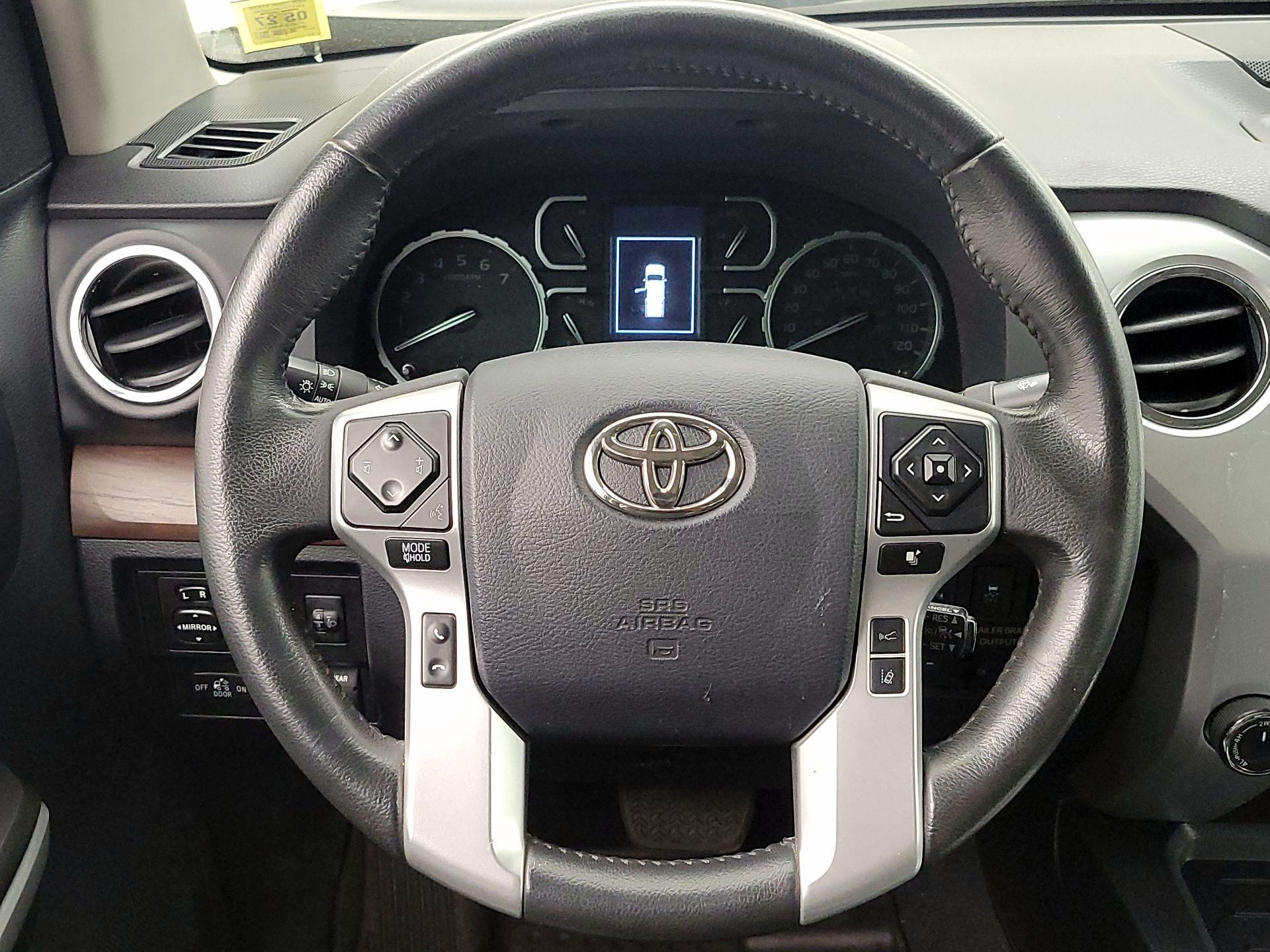 Thumbnail: 2018 Toyota Tundra - 10