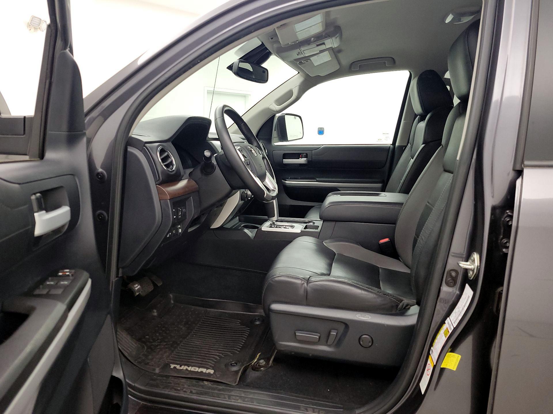 Thumbnail: 2018 Toyota Tundra - 11