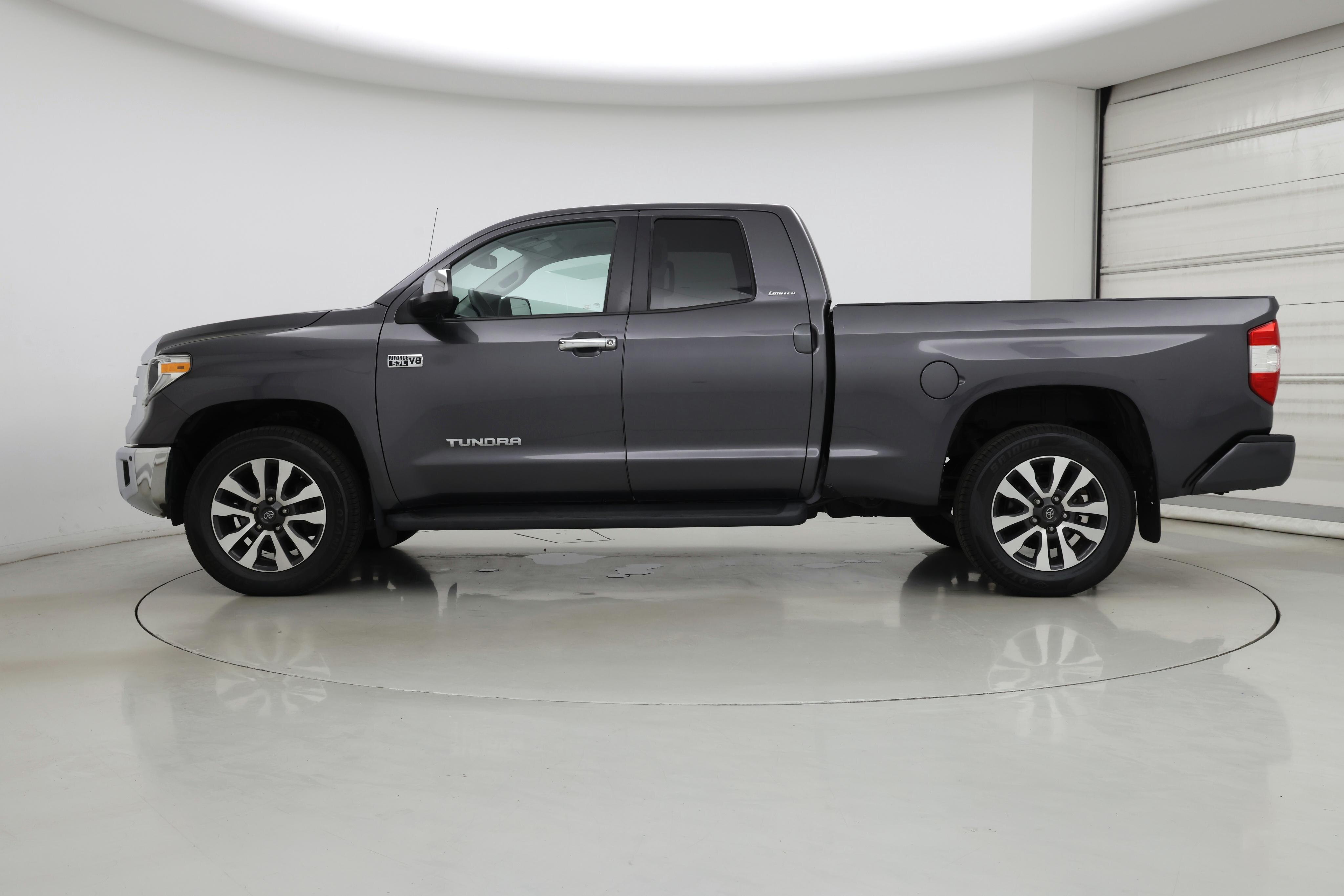 Thumbnail: 2018 Toyota Tundra - 3