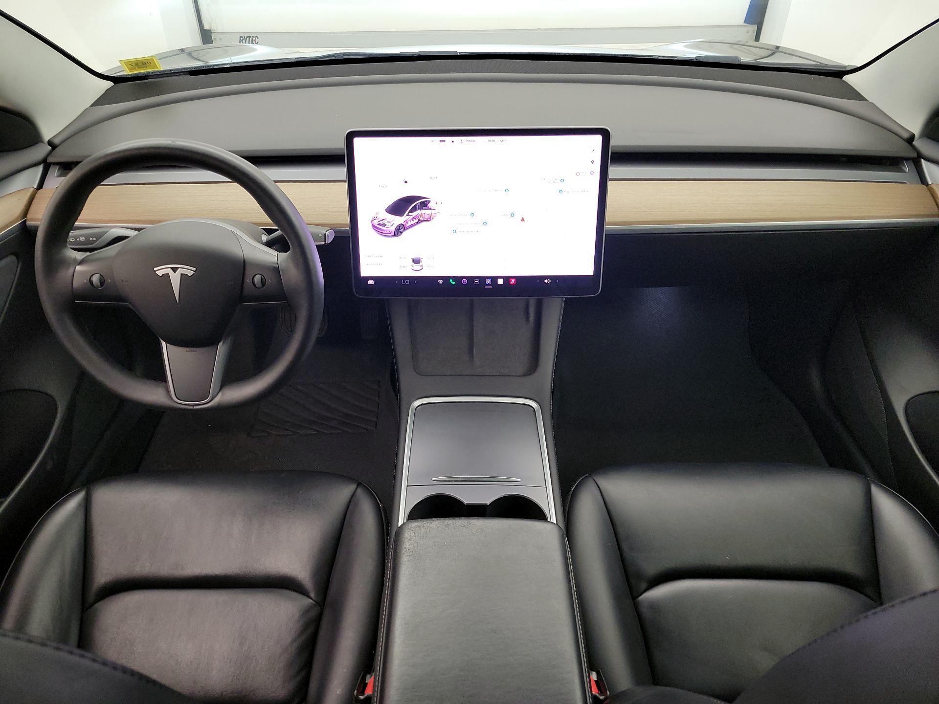 Thumbnail: 2022 Tesla Model 3 - 9