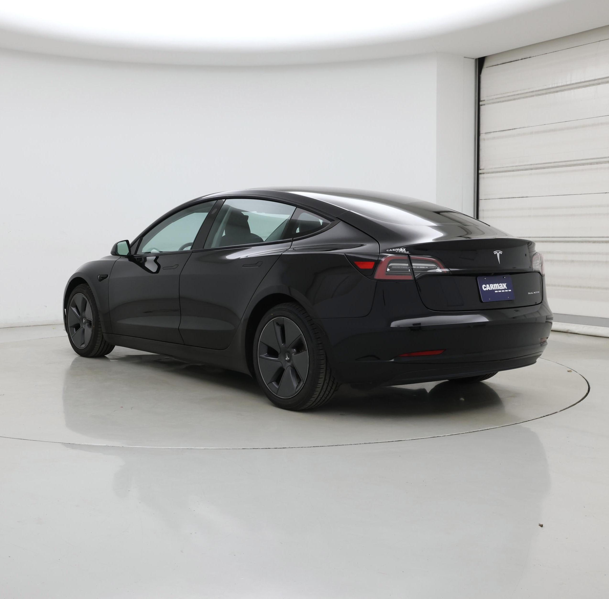 Thumbnail: 2022 Tesla Model 3 - 2