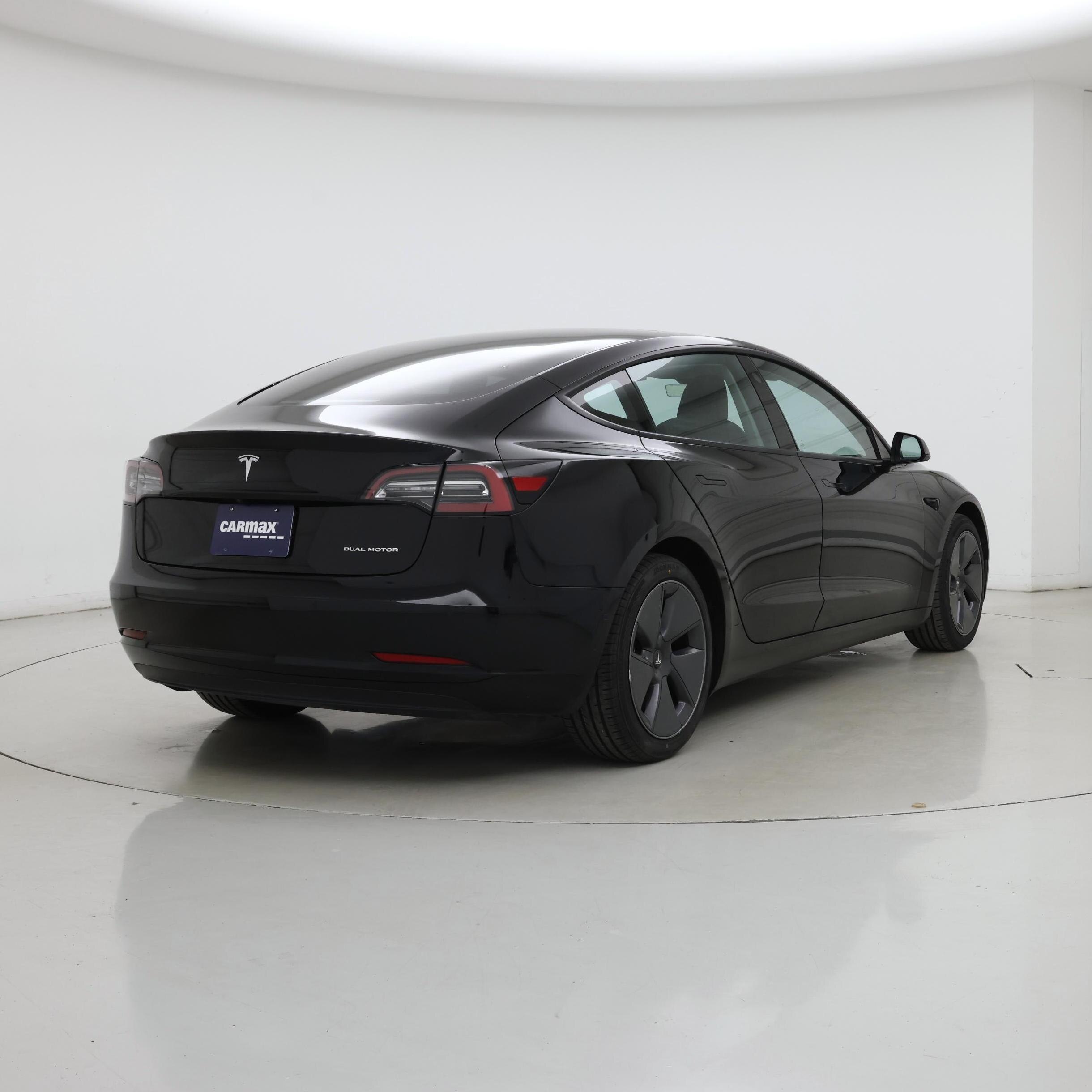Thumbnail: 2022 Tesla Model 3 - 8