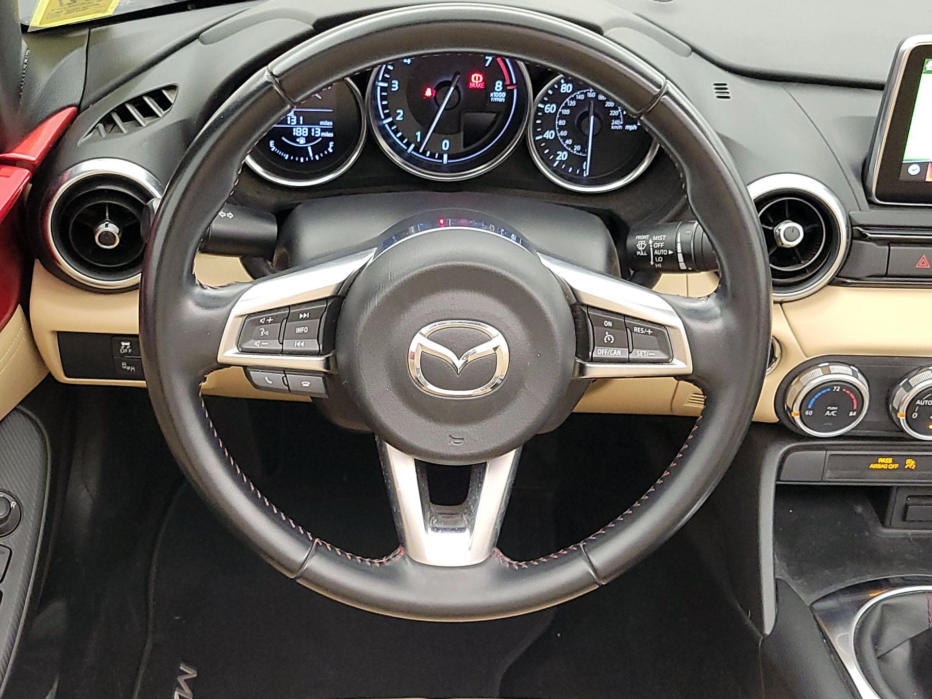 Thumbnail: 2016 Mazda MX-5 Miata - 10