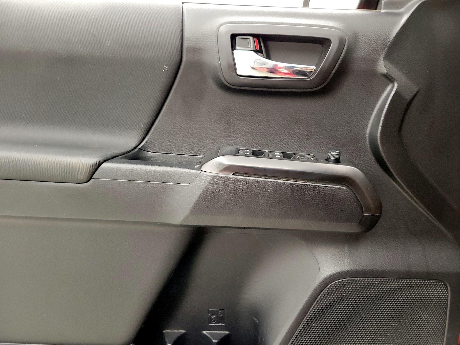 2020 Toyota Tacoma TRD Off Road - Photo 13