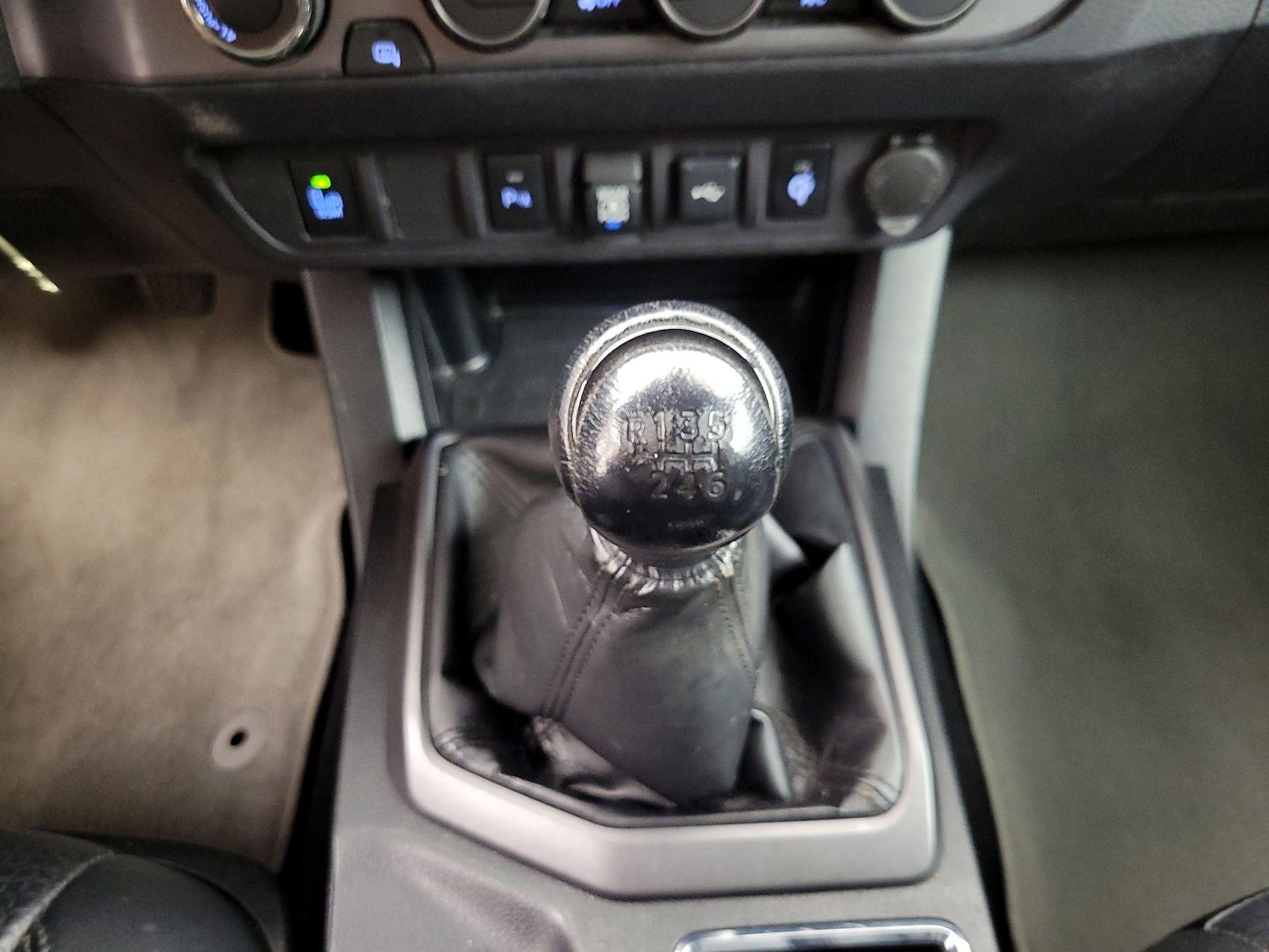 2020 Toyota Tacoma TRD Off Road - Photo 19