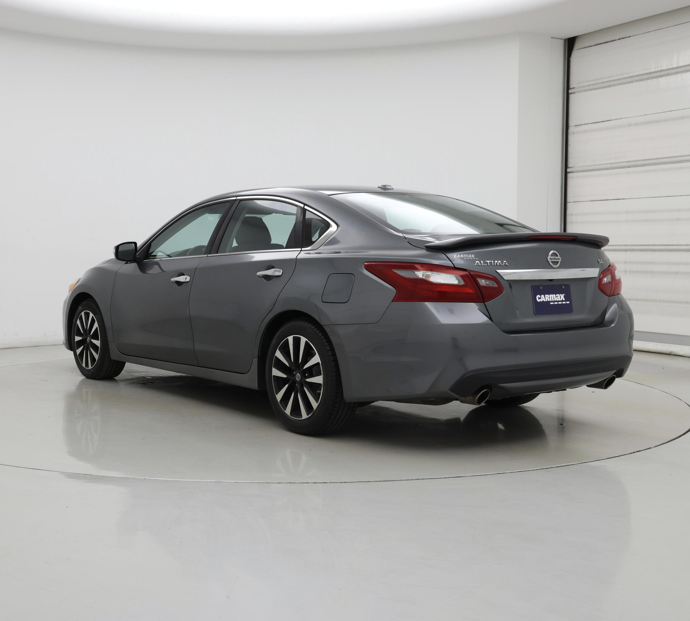 Thumbnail: 2018 Nissan Altima - 2