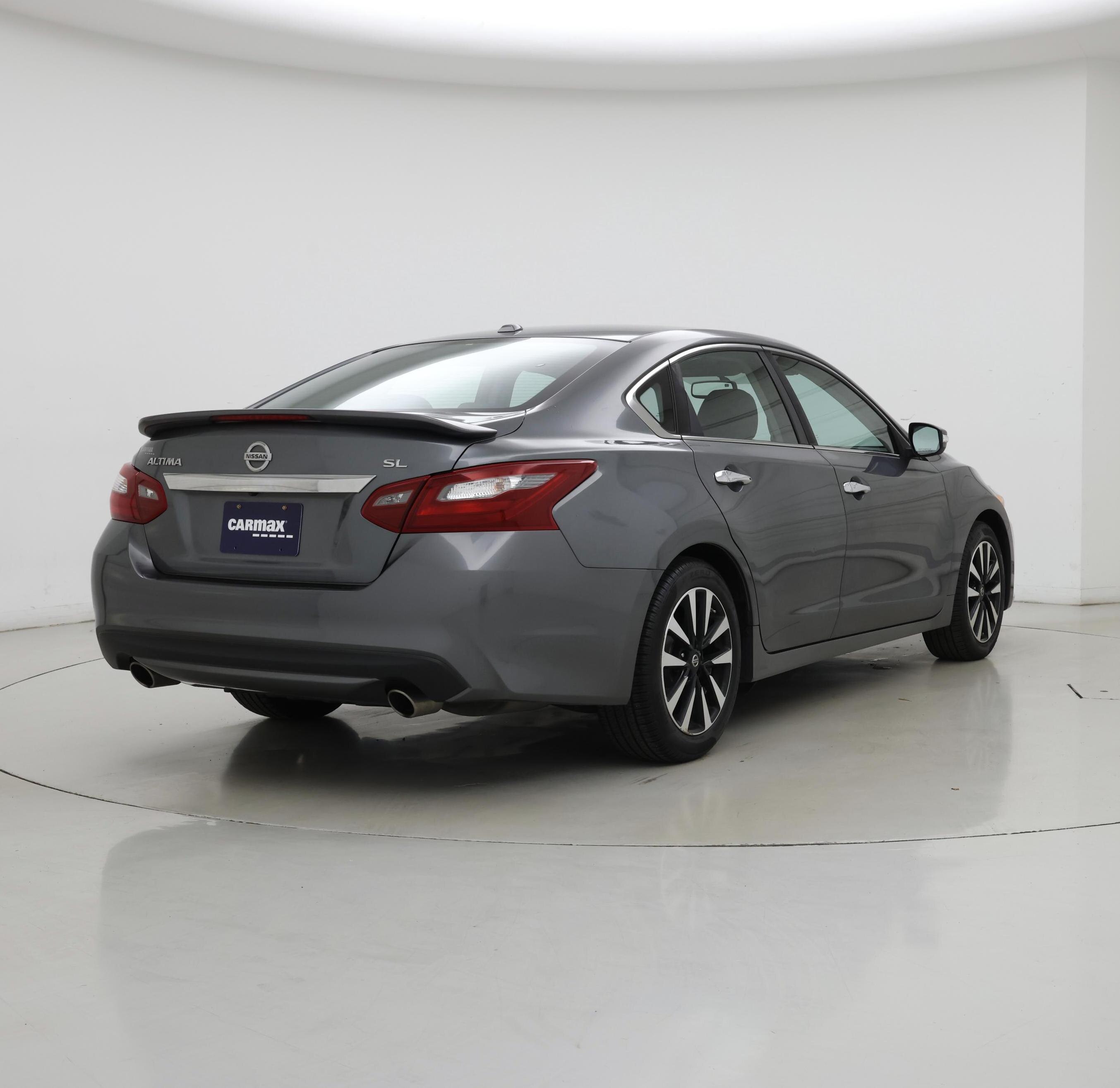 Thumbnail: 2018 Nissan Altima - 8