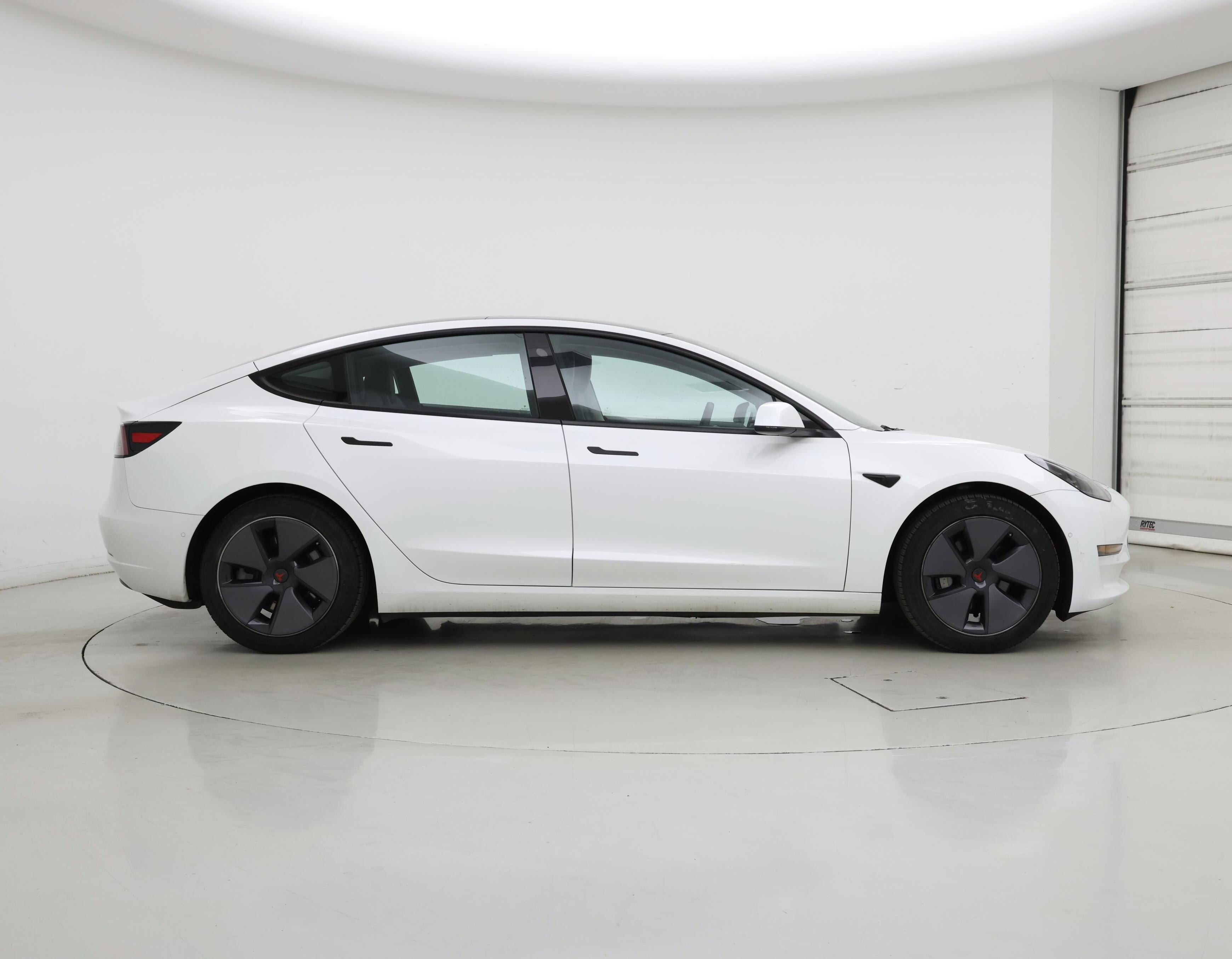 Thumbnail: 2021 Tesla Model 3 - 7