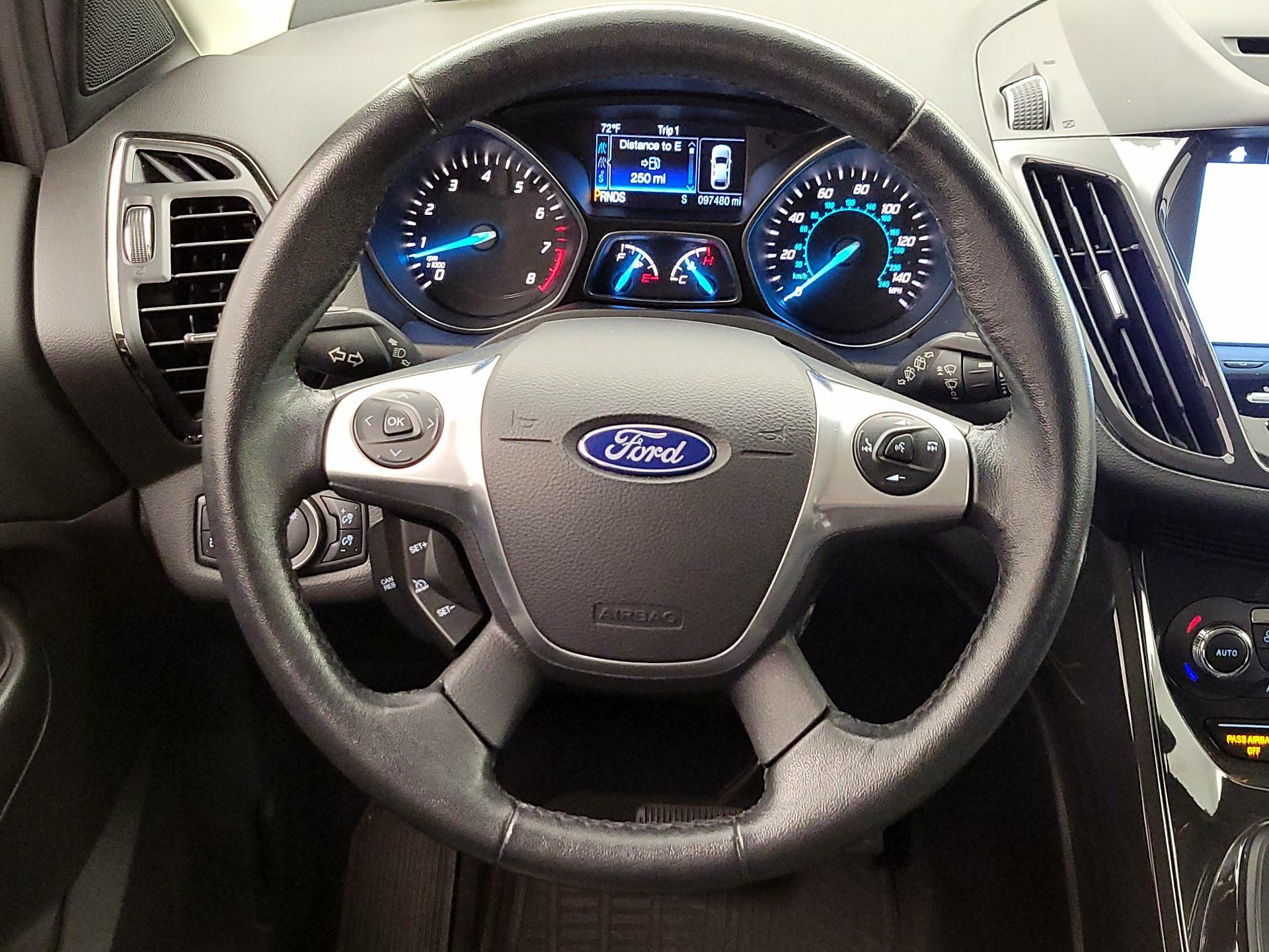 Thumbnail: 2016 Ford Escape - 10
