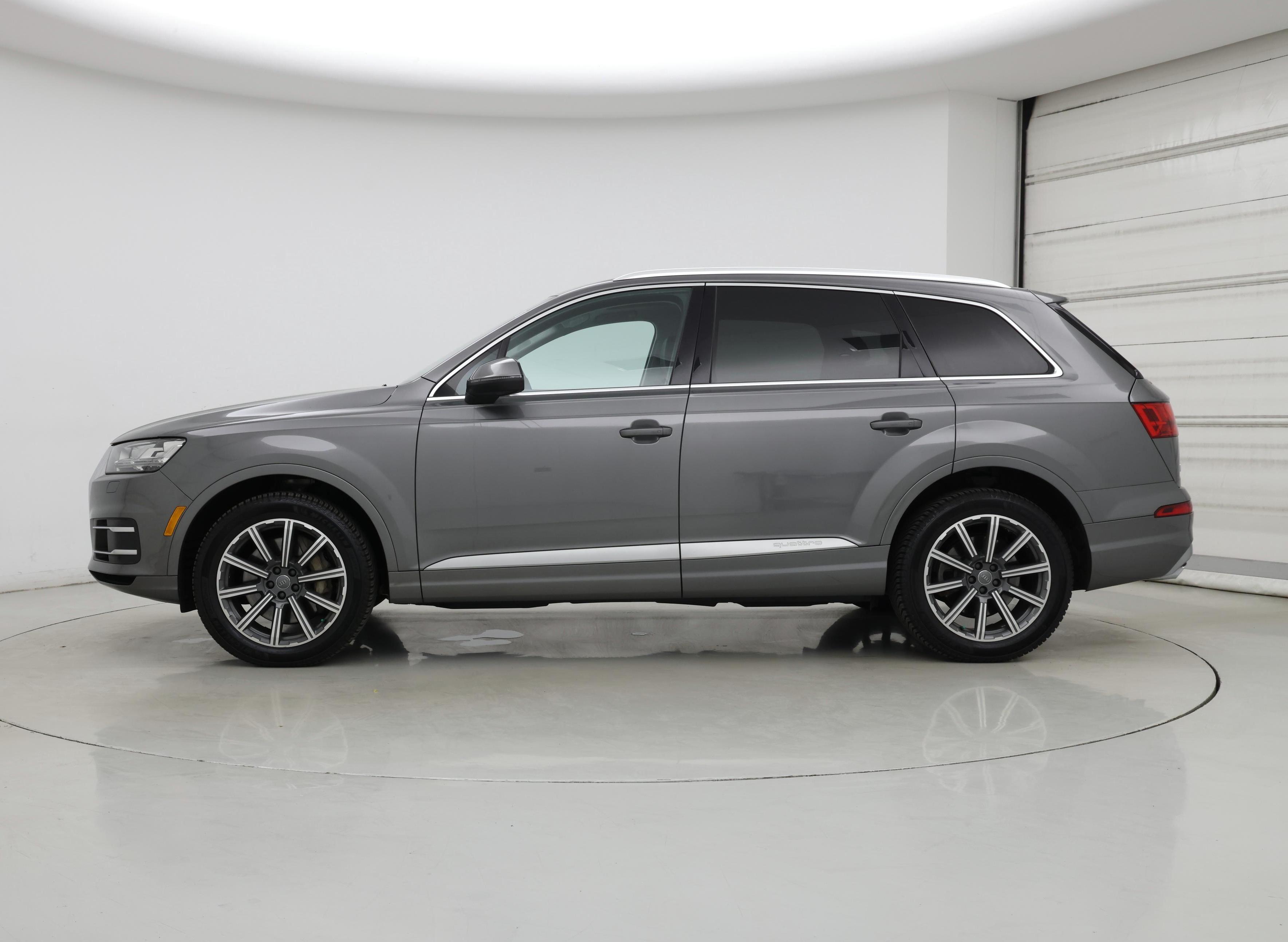 Thumbnail: 2018 Audi Q7 - 3