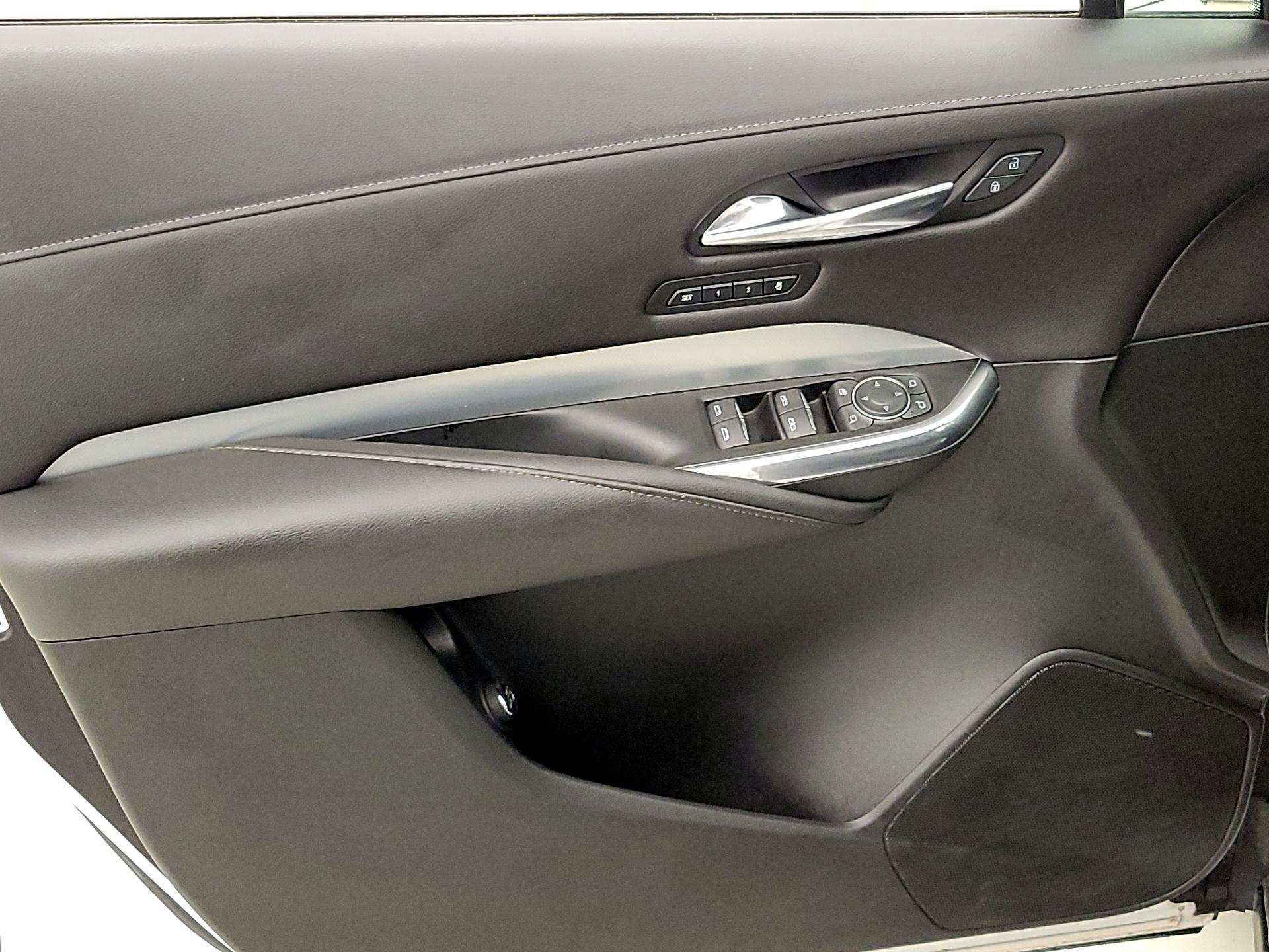 Thumbnail: 2019 Cadillac XT4 - 12