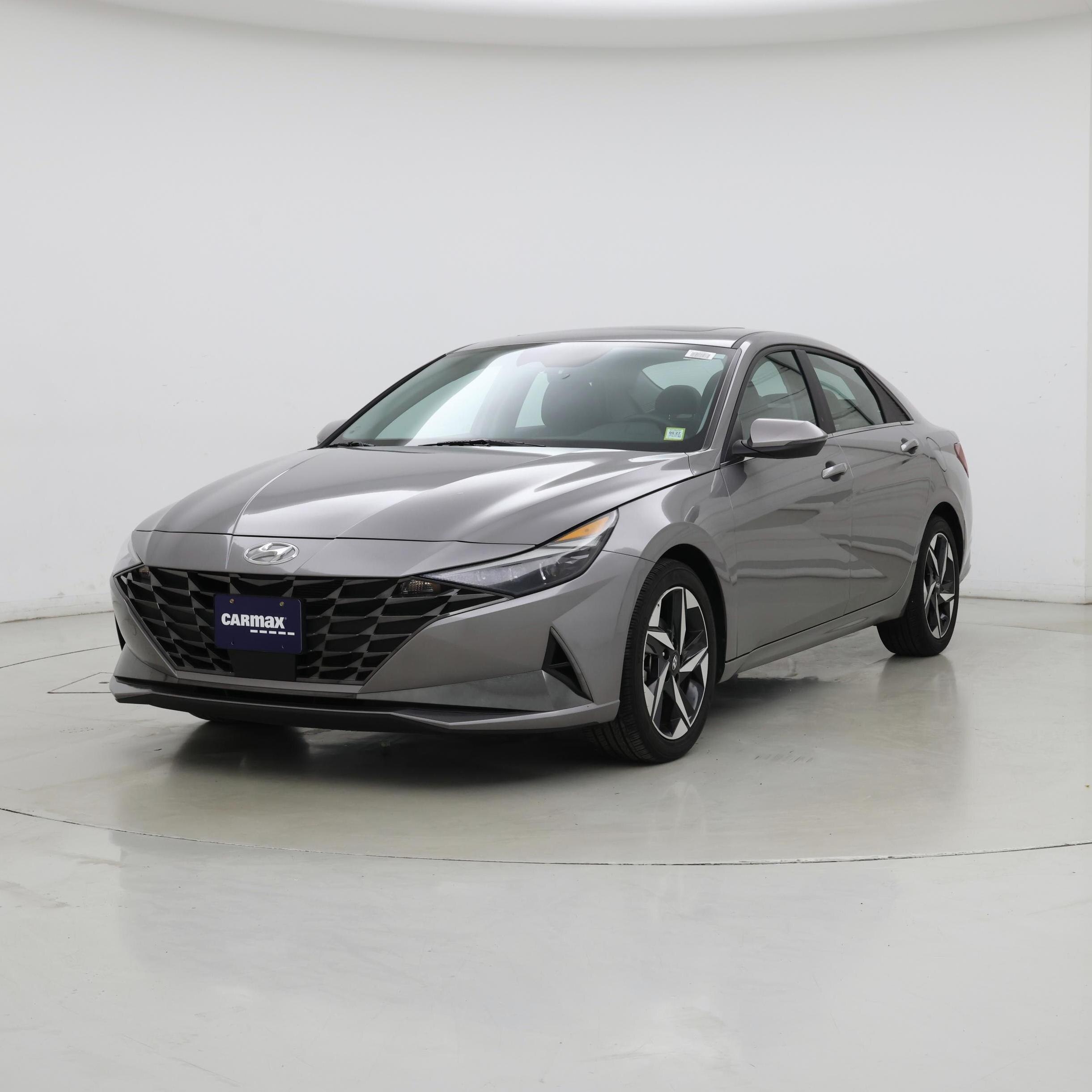 Thumbnail: 2023 Hyundai Elantra - 4