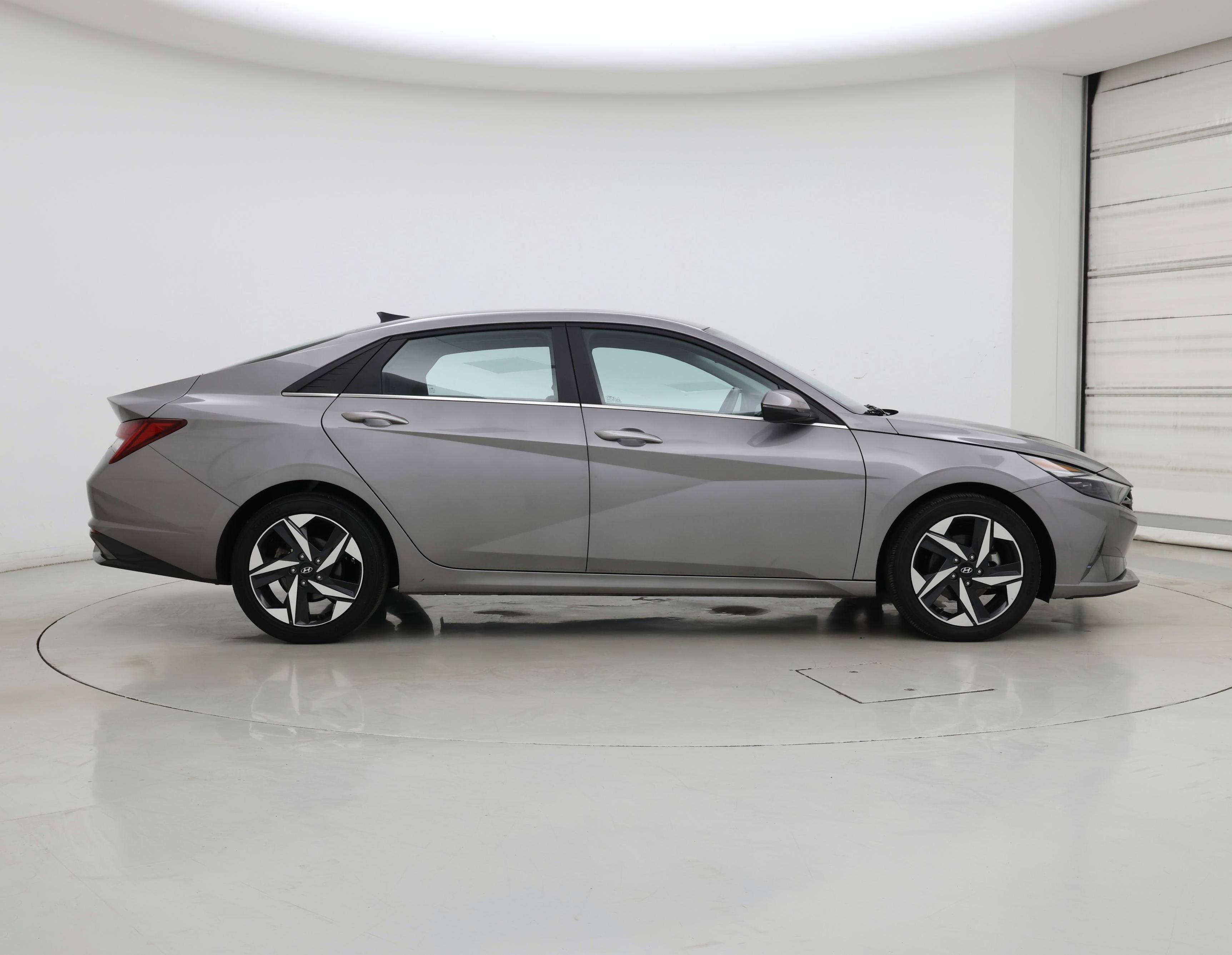 Thumbnail: 2023 Hyundai Elantra - 7