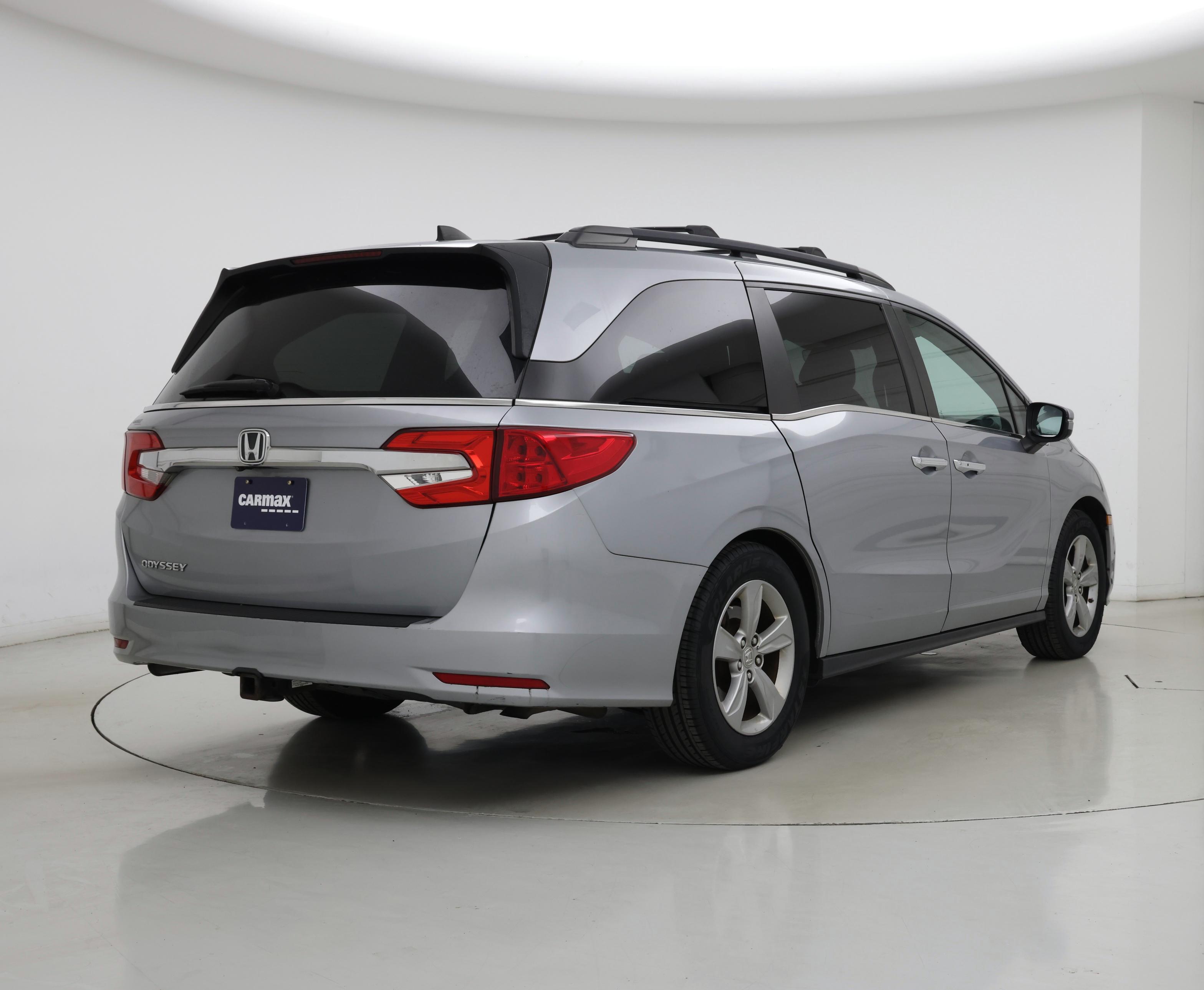 Thumbnail: 2018 Honda Odyssey - 8