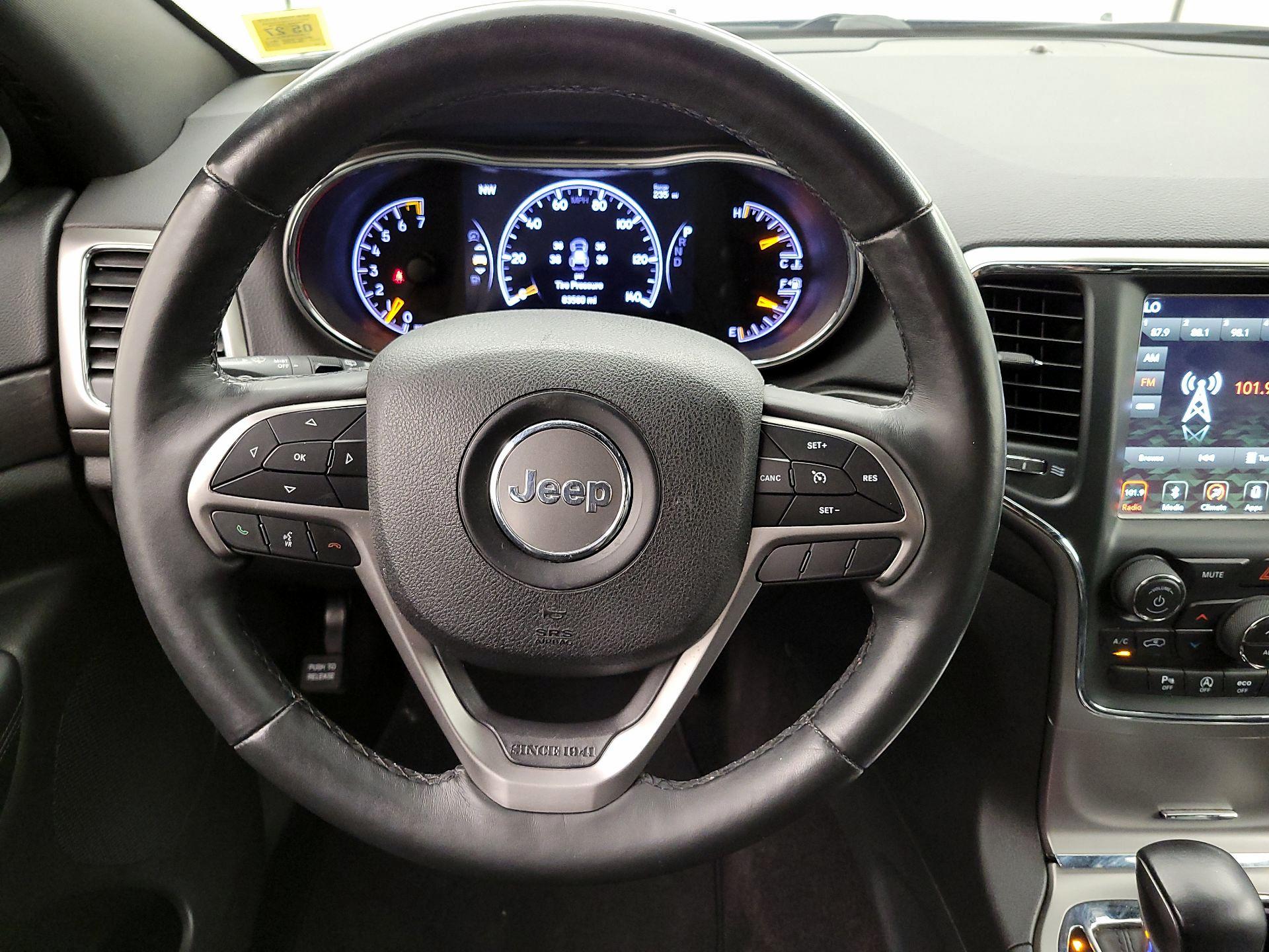 Thumbnail: 2018 Jeep Grand Cherokee - 10