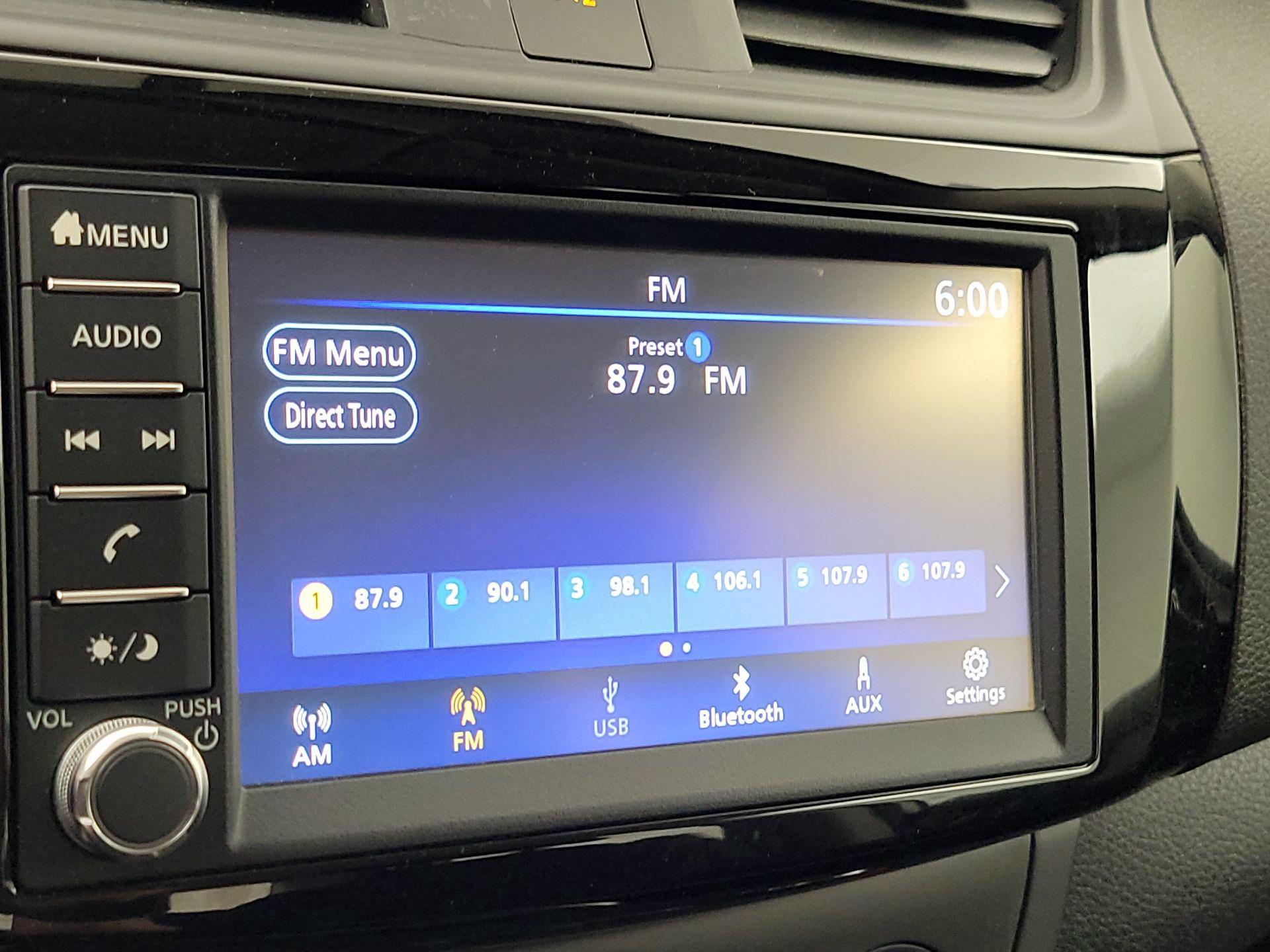 Thumbnail: 2019 Nissan Sentra - 15
