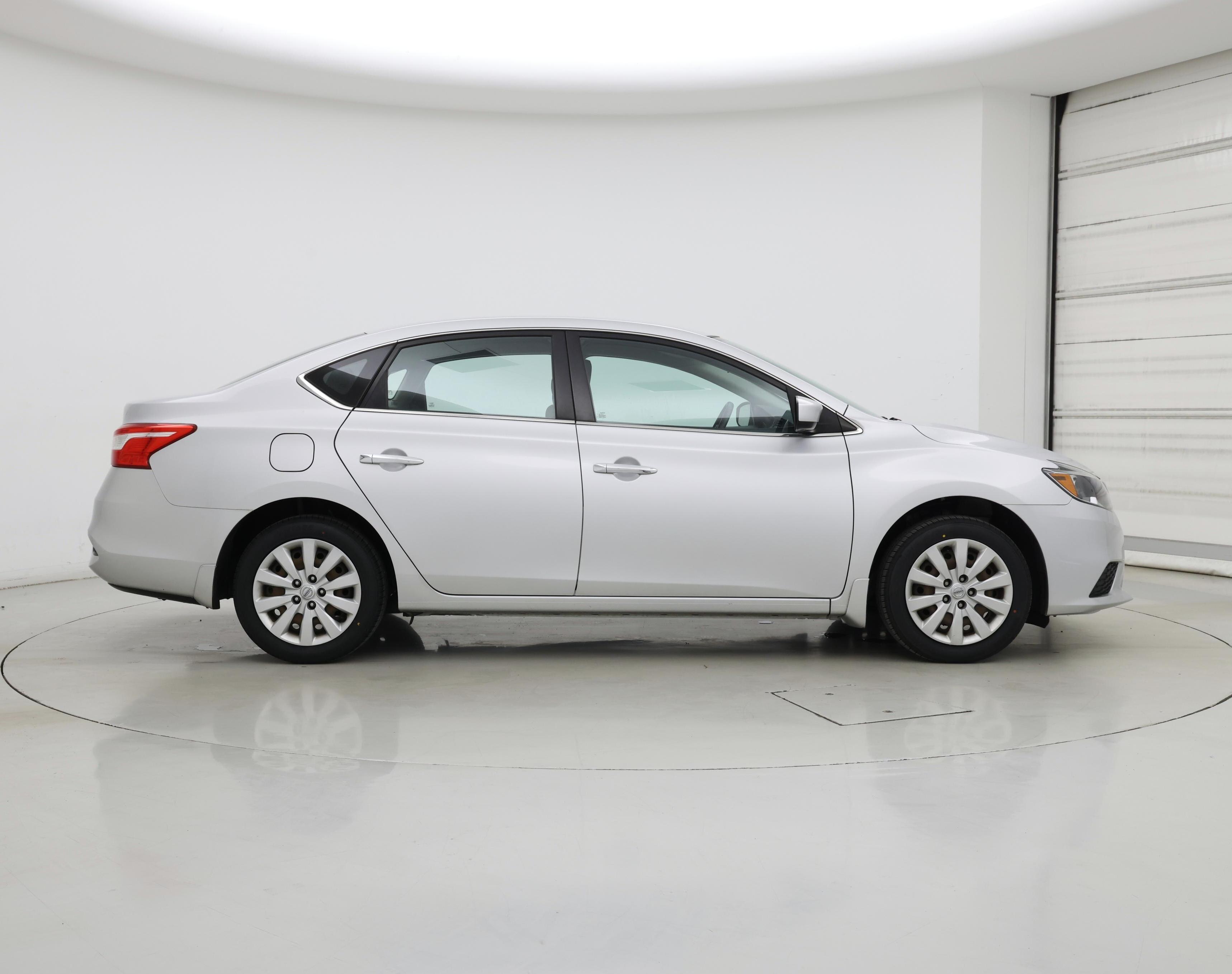 Thumbnail: 2019 Nissan Sentra - 7