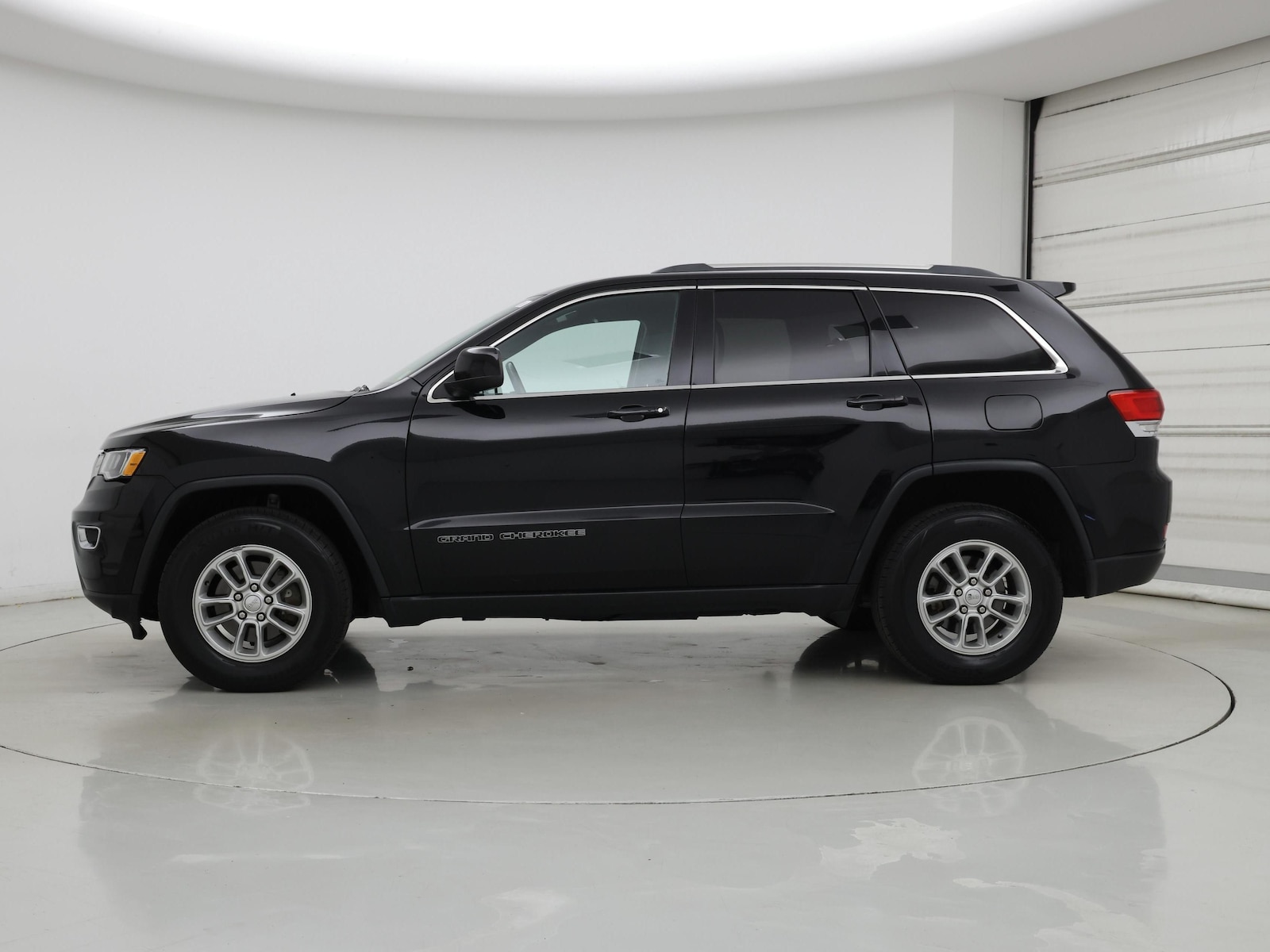 2019 Jeep Grand Cherokee Laredo E - Photo 4
