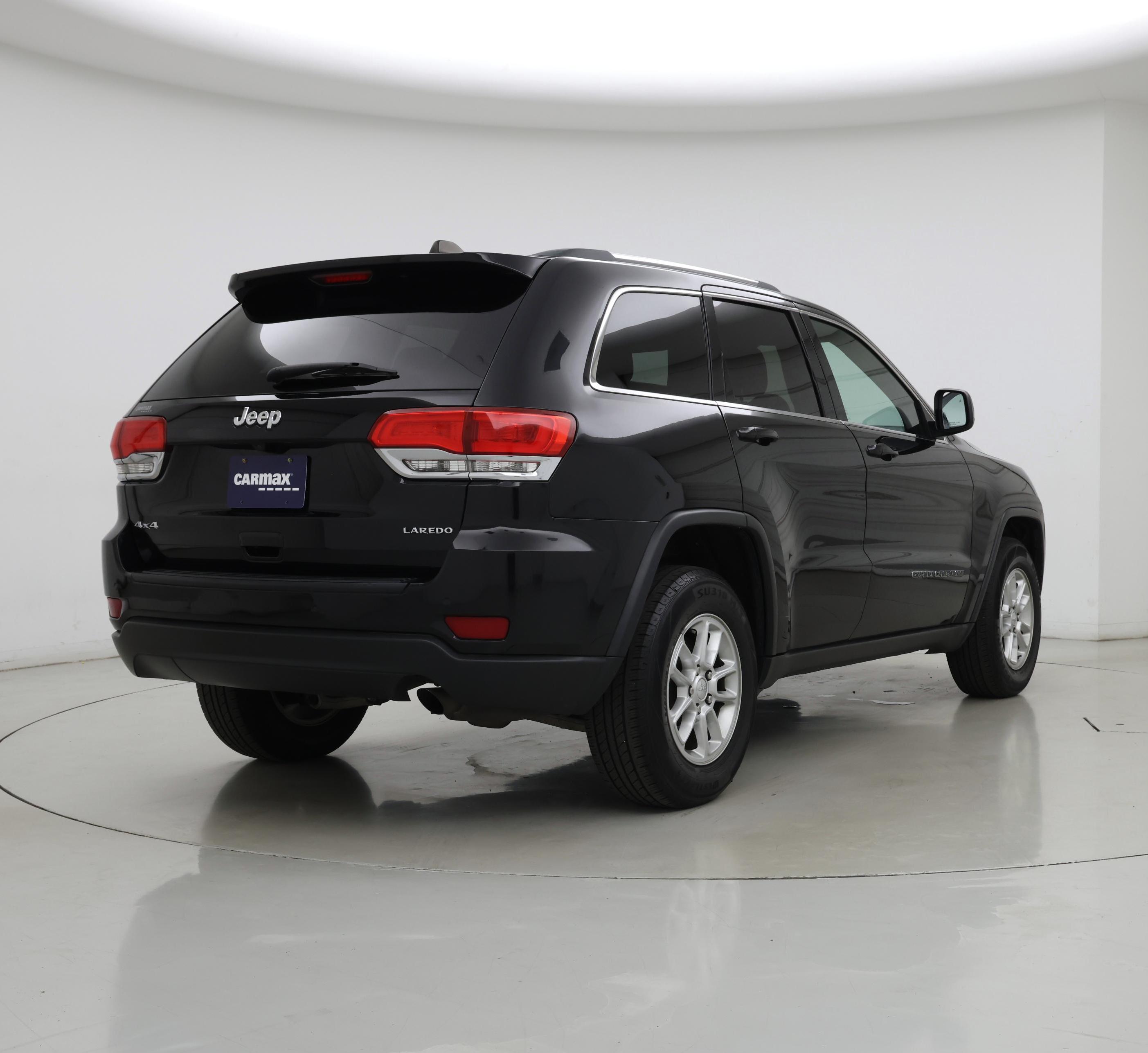 Thumbnail: 2019 Jeep Grand Cherokee - 8