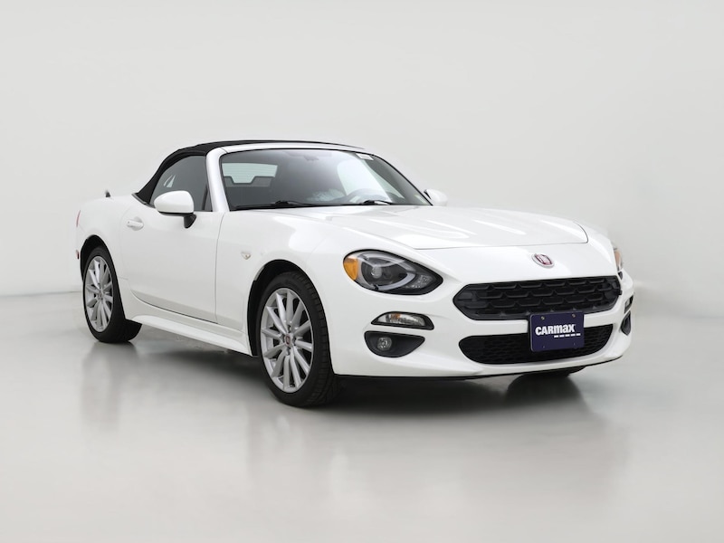 2017 Fiat 124 Spider Lusso -
                  Saint James, NY