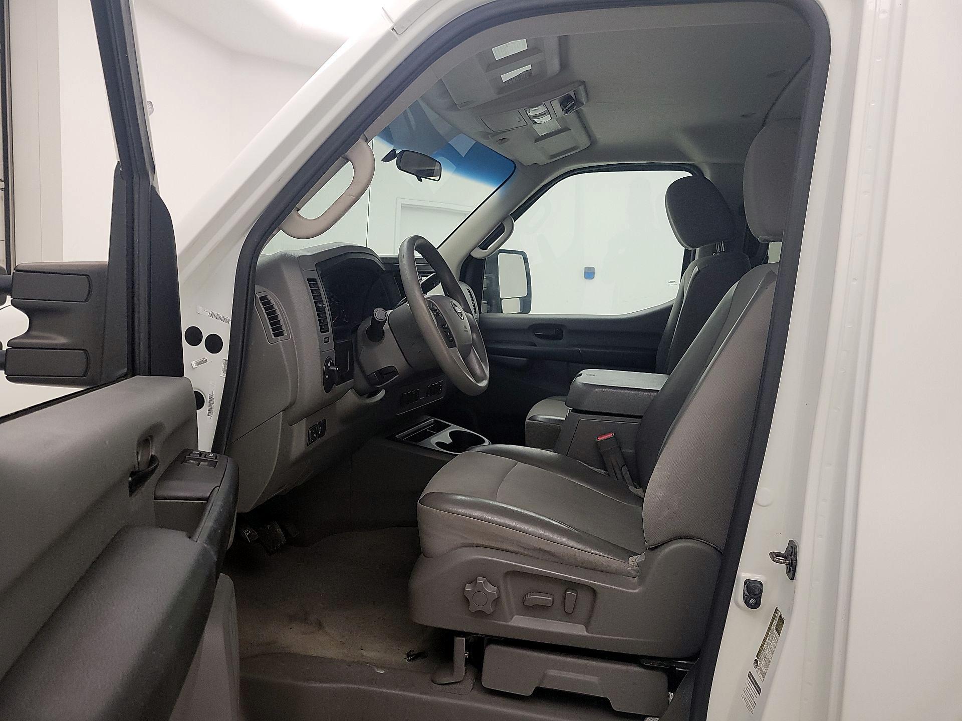 Thumbnail: 2015 Nissan NV - 11