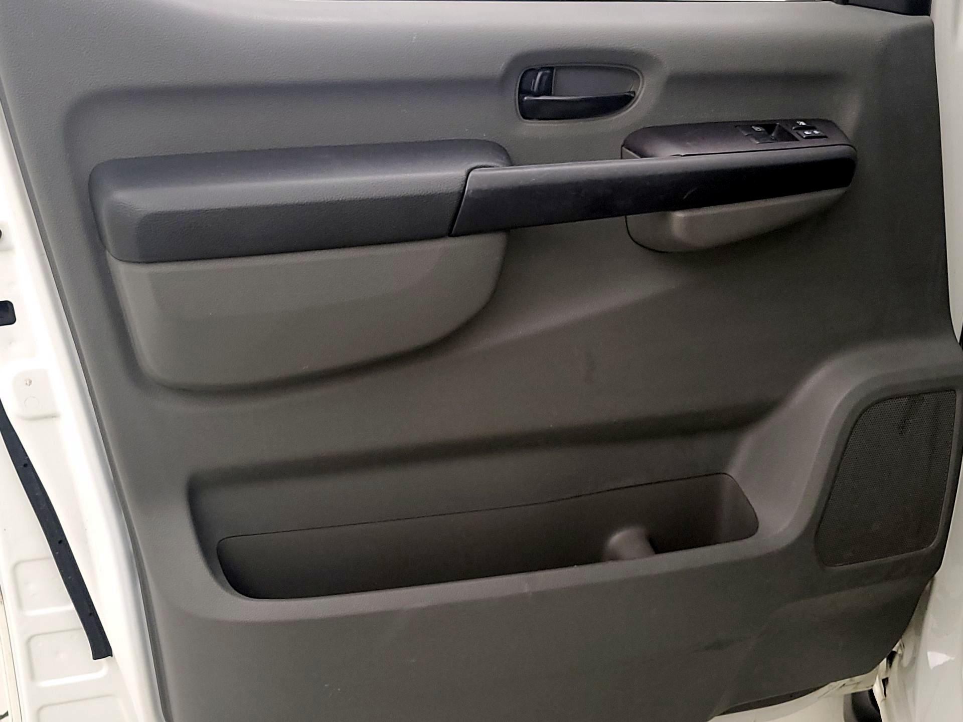 Thumbnail: 2015 Nissan NV - 12