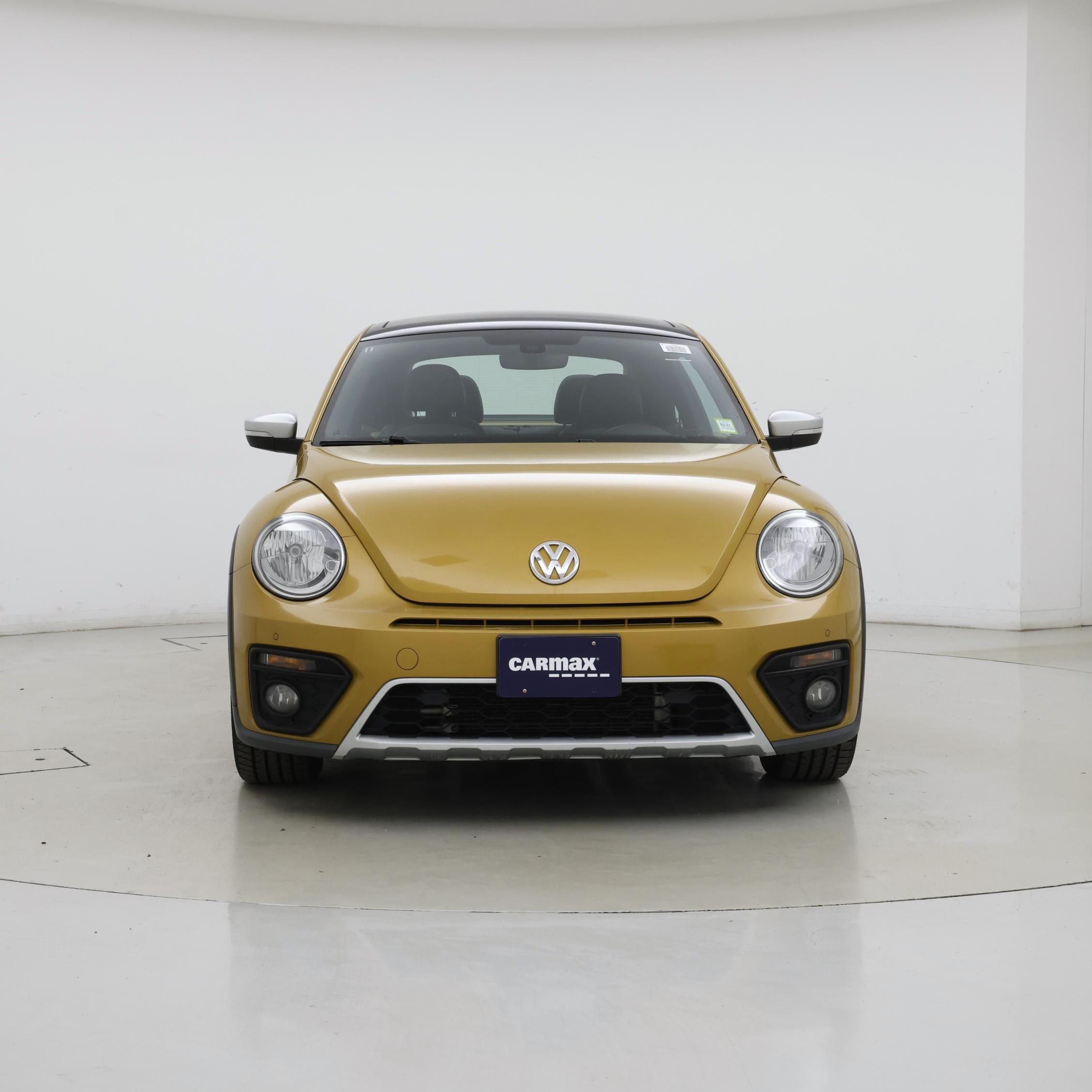 Thumbnail: 2017 Volkswagen Beetle - 5